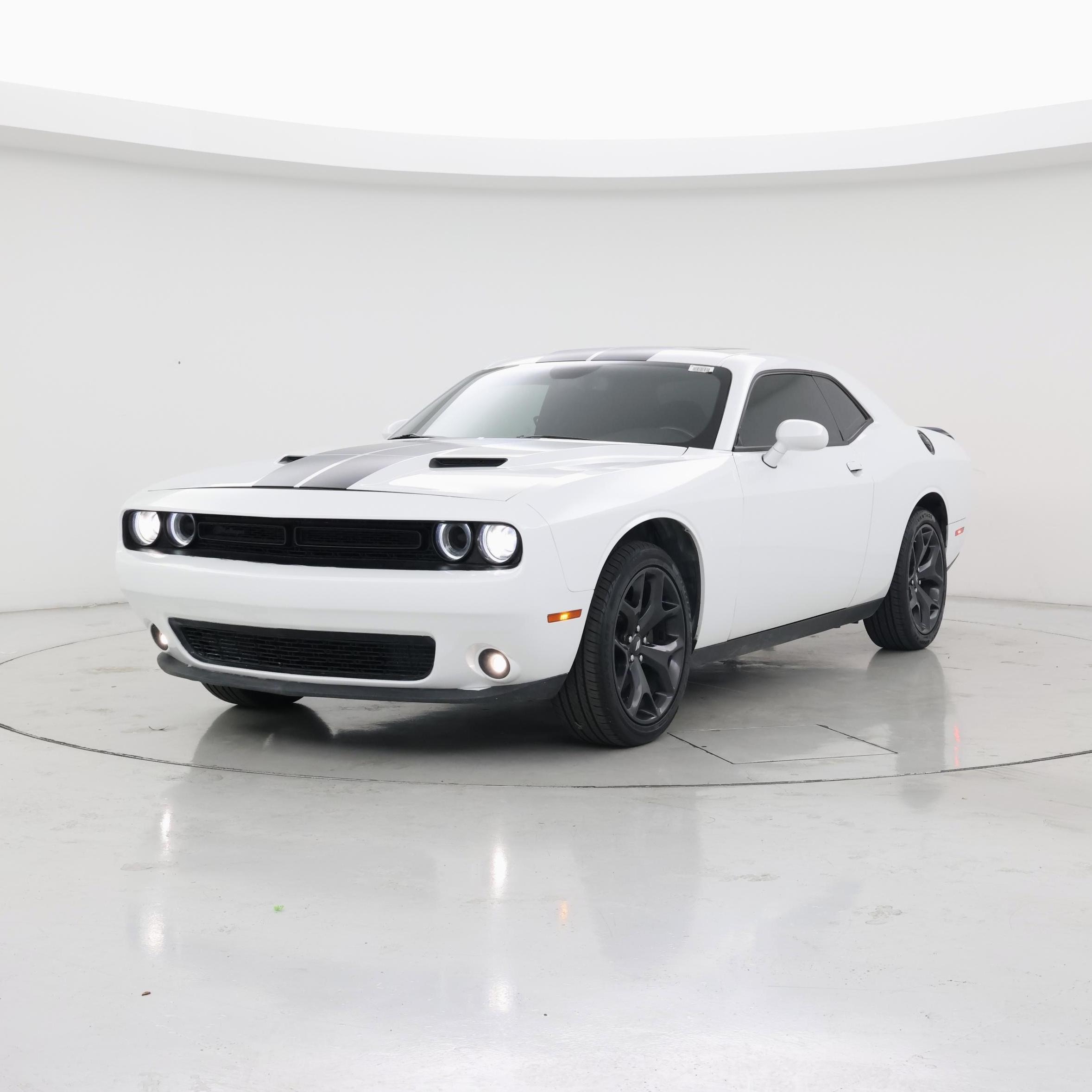 Thumbnail: 2020 Dodge Challenger - 4