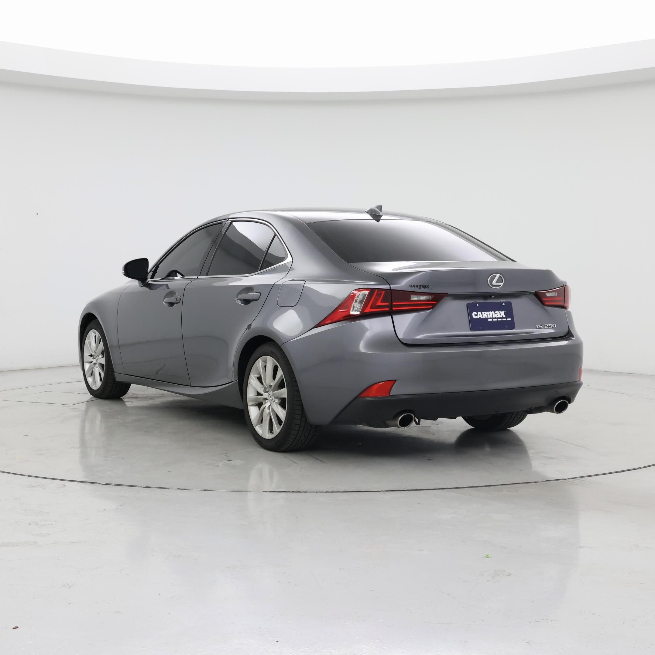 Thumbnail: 2015 Lexus IS - 2