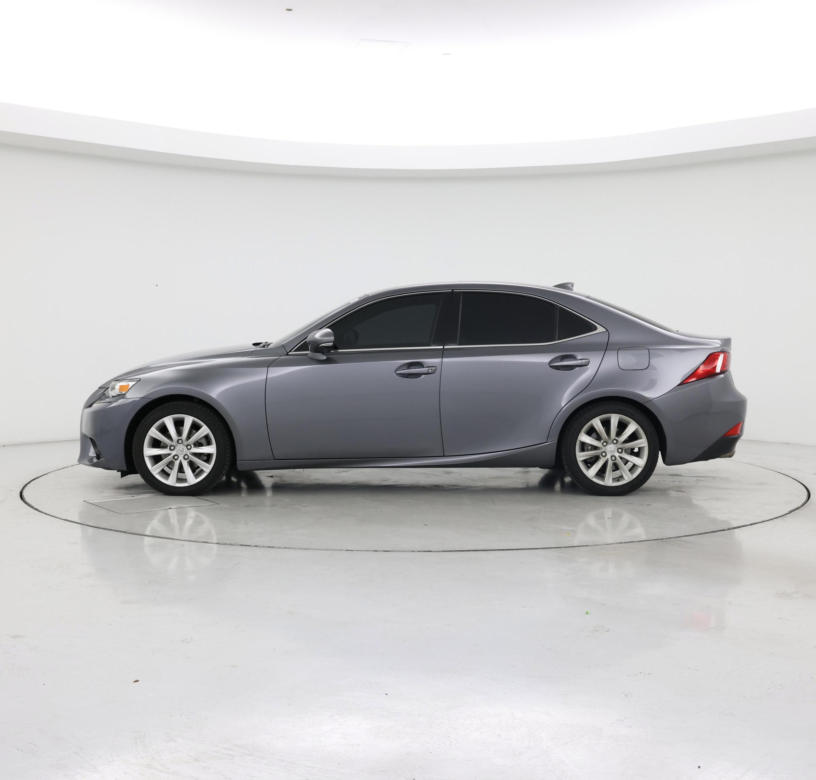 Thumbnail: 2015 Lexus IS - 3