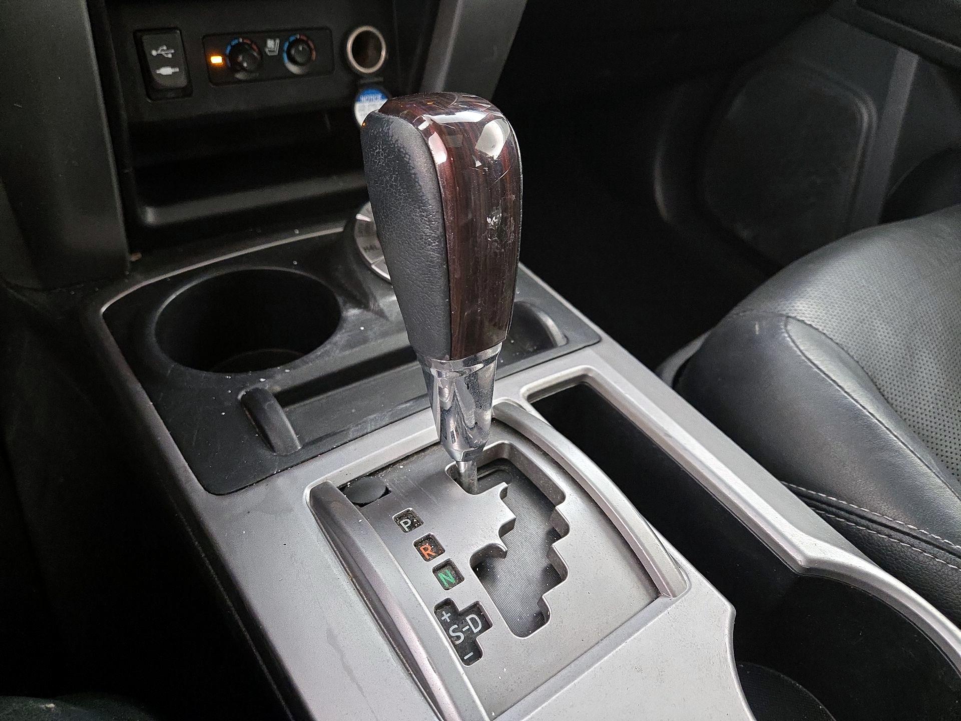 Thumbnail: 2014 Toyota 4Runner - 17