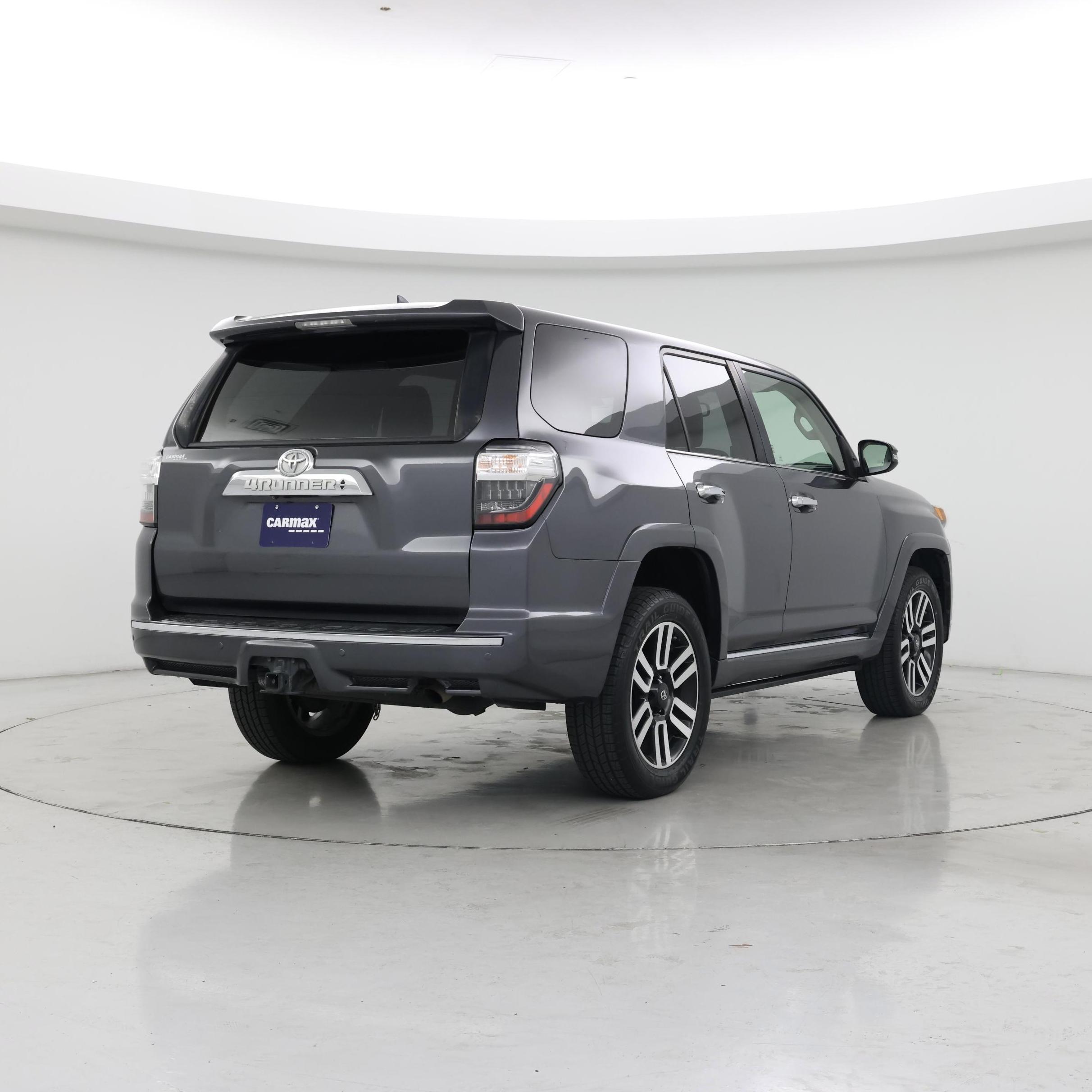 Thumbnail: 2014 Toyota 4Runner - 8