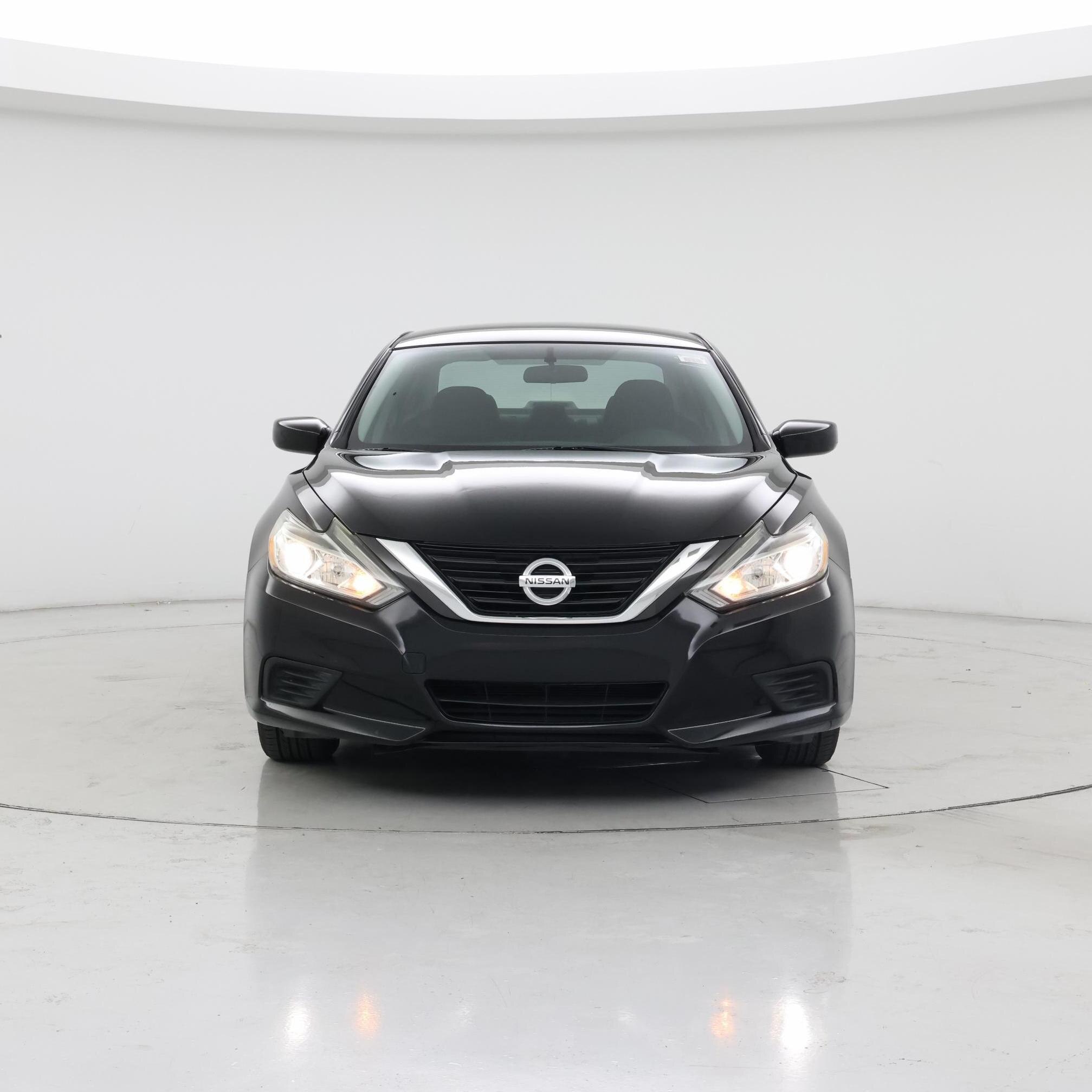 Thumbnail: 2016 Nissan Altima - 5