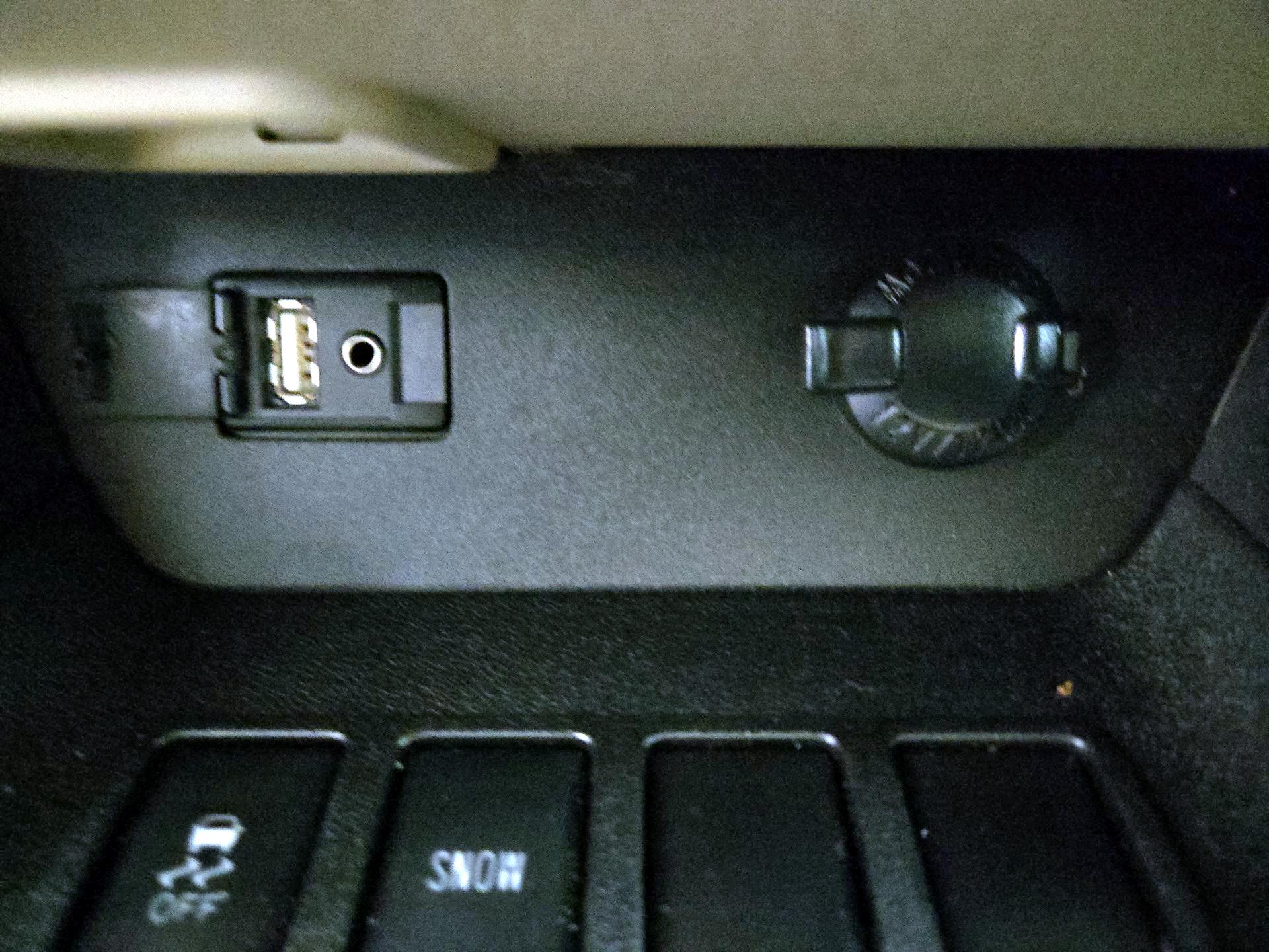 Thumbnail: 2016 Toyota Highlander - 19