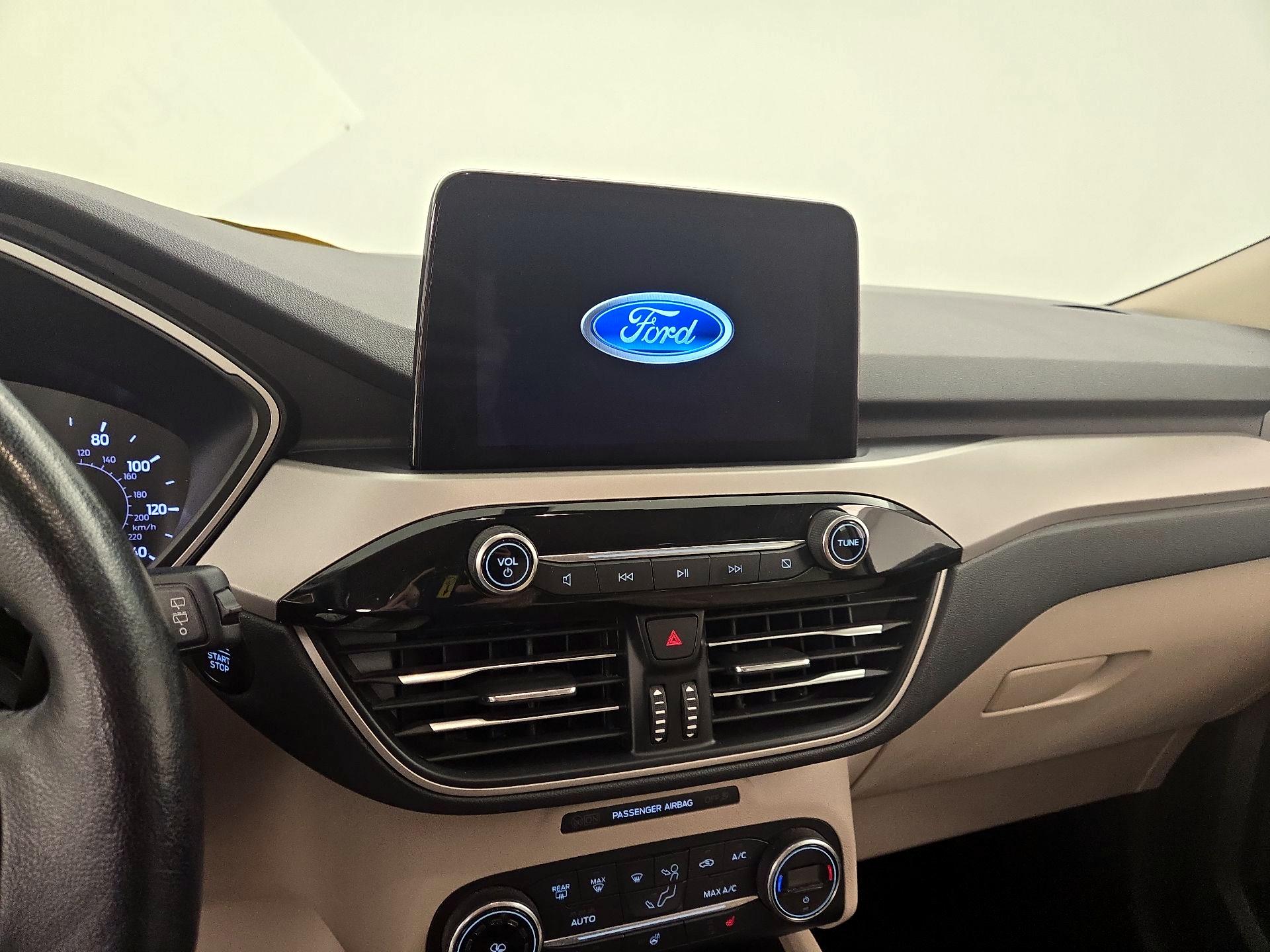 Thumbnail: 2020 Ford Escape - 16