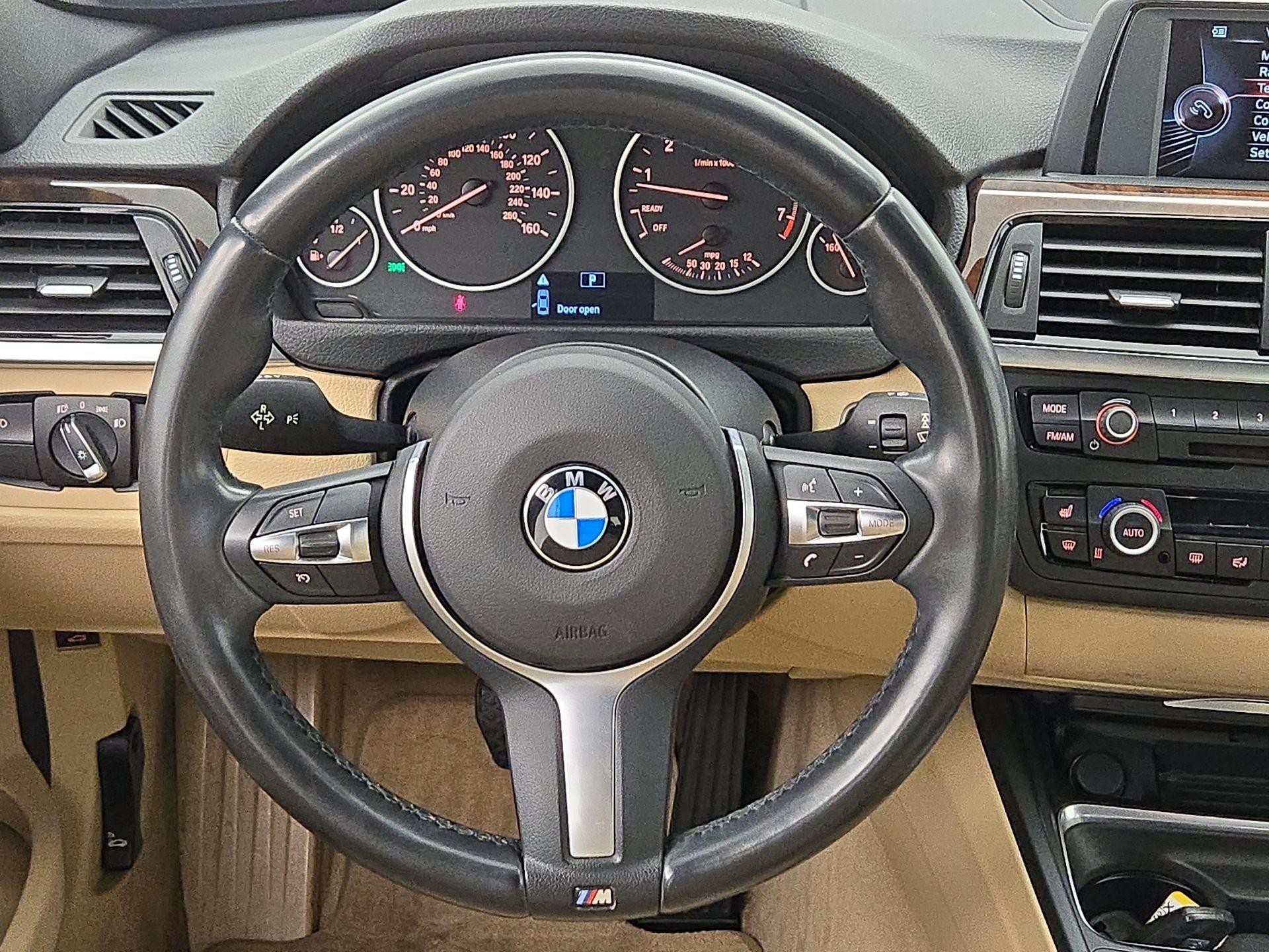 Thumbnail: 2015 BMW 3 Series - 10