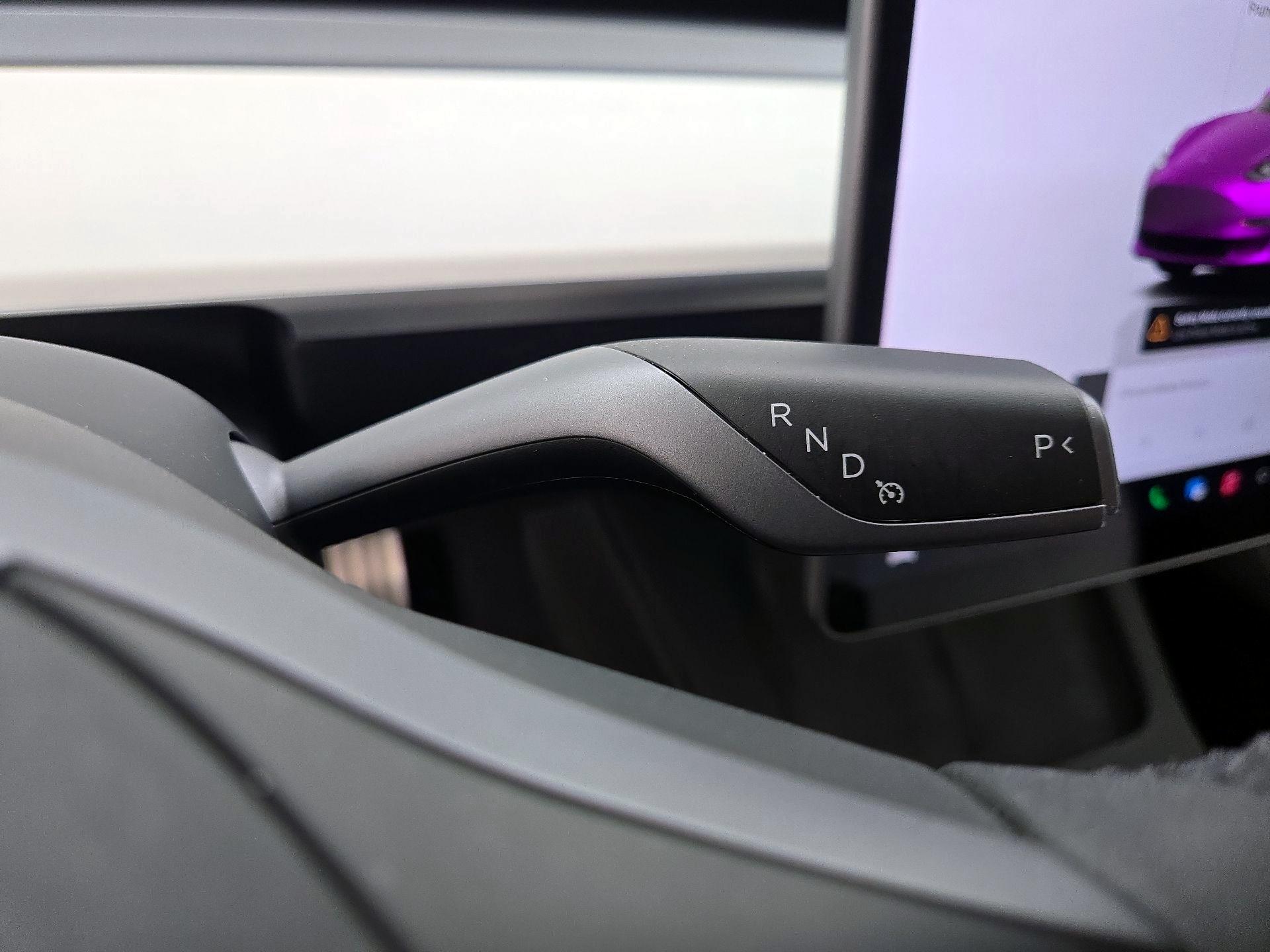 Thumbnail: 2023 Tesla Model 3 - 17