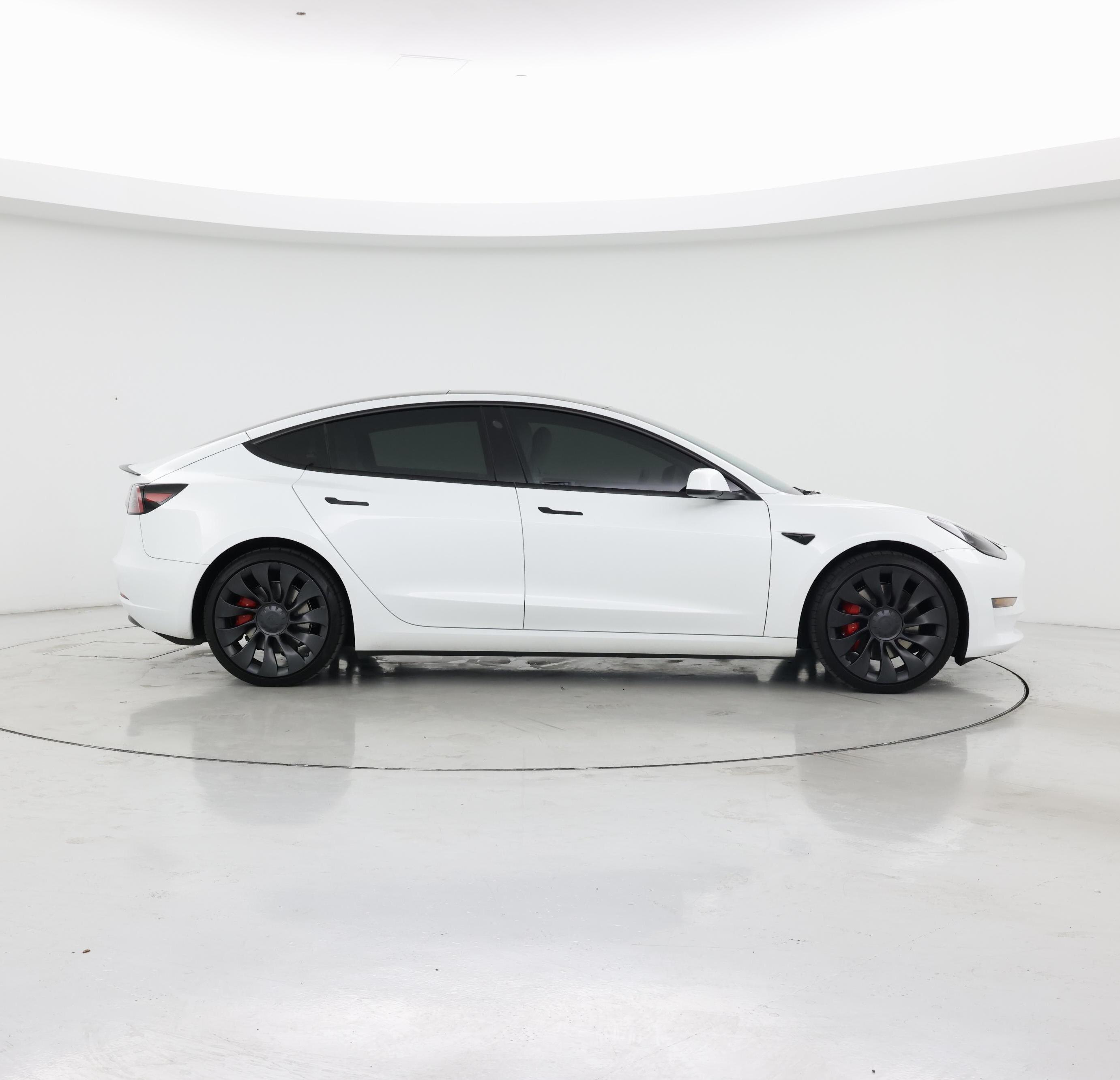 Thumbnail: 2023 Tesla Model 3 - 7