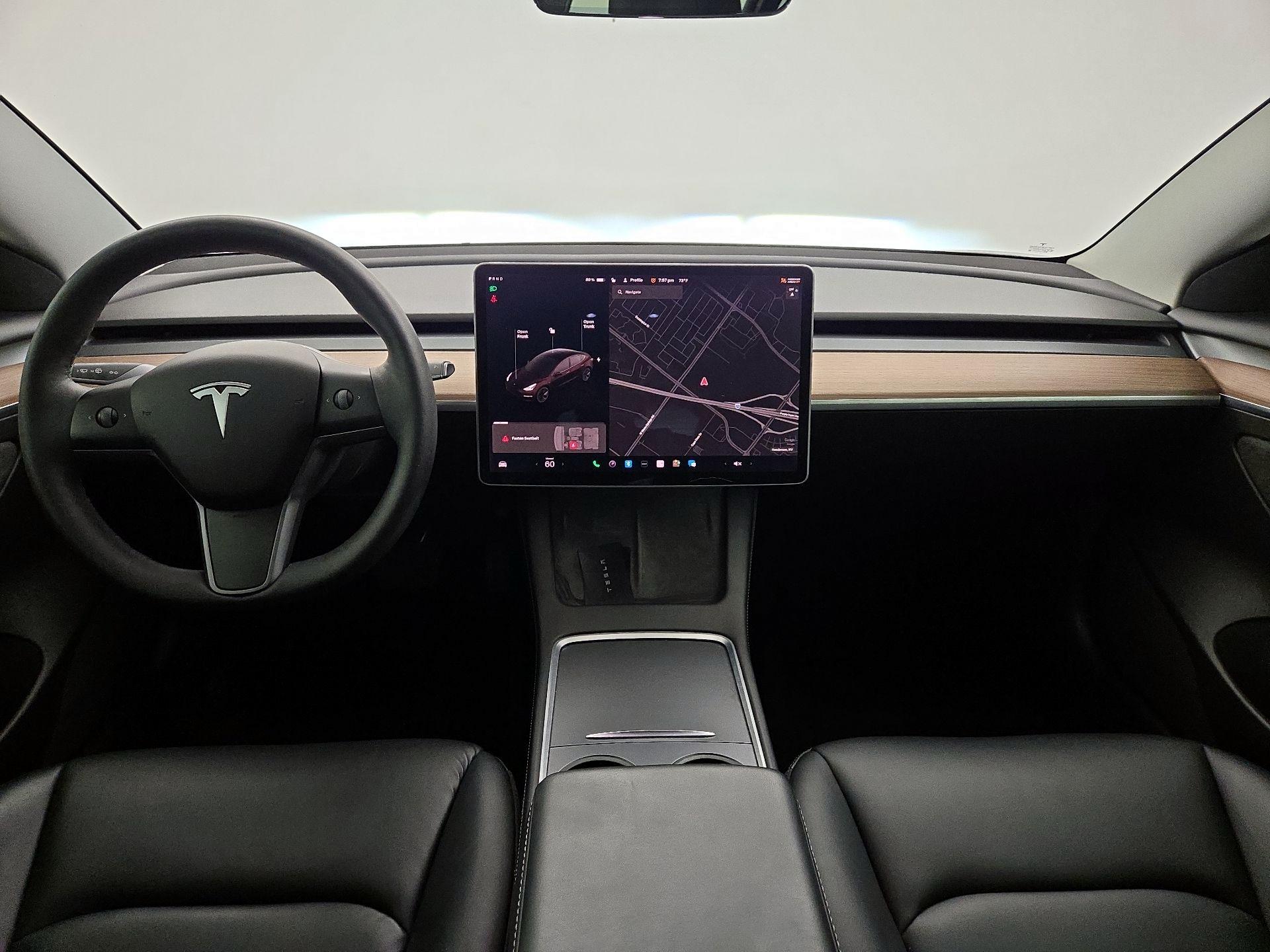 Thumbnail: 2021 Tesla Model 3 - 9