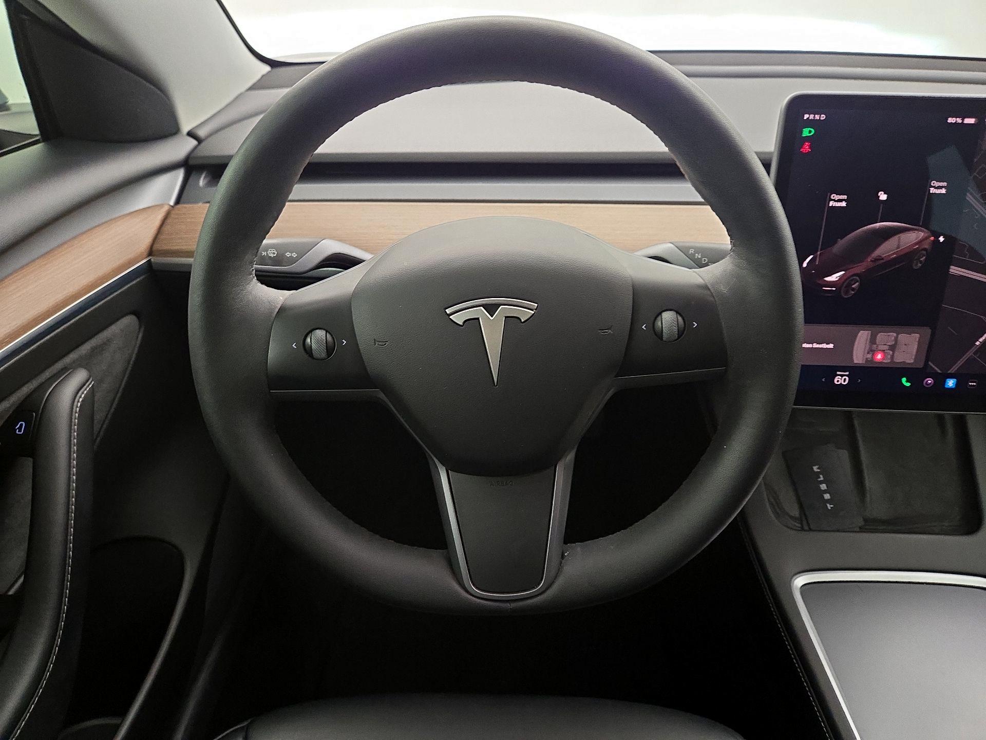 Thumbnail: 2021 Tesla Model 3 - 10