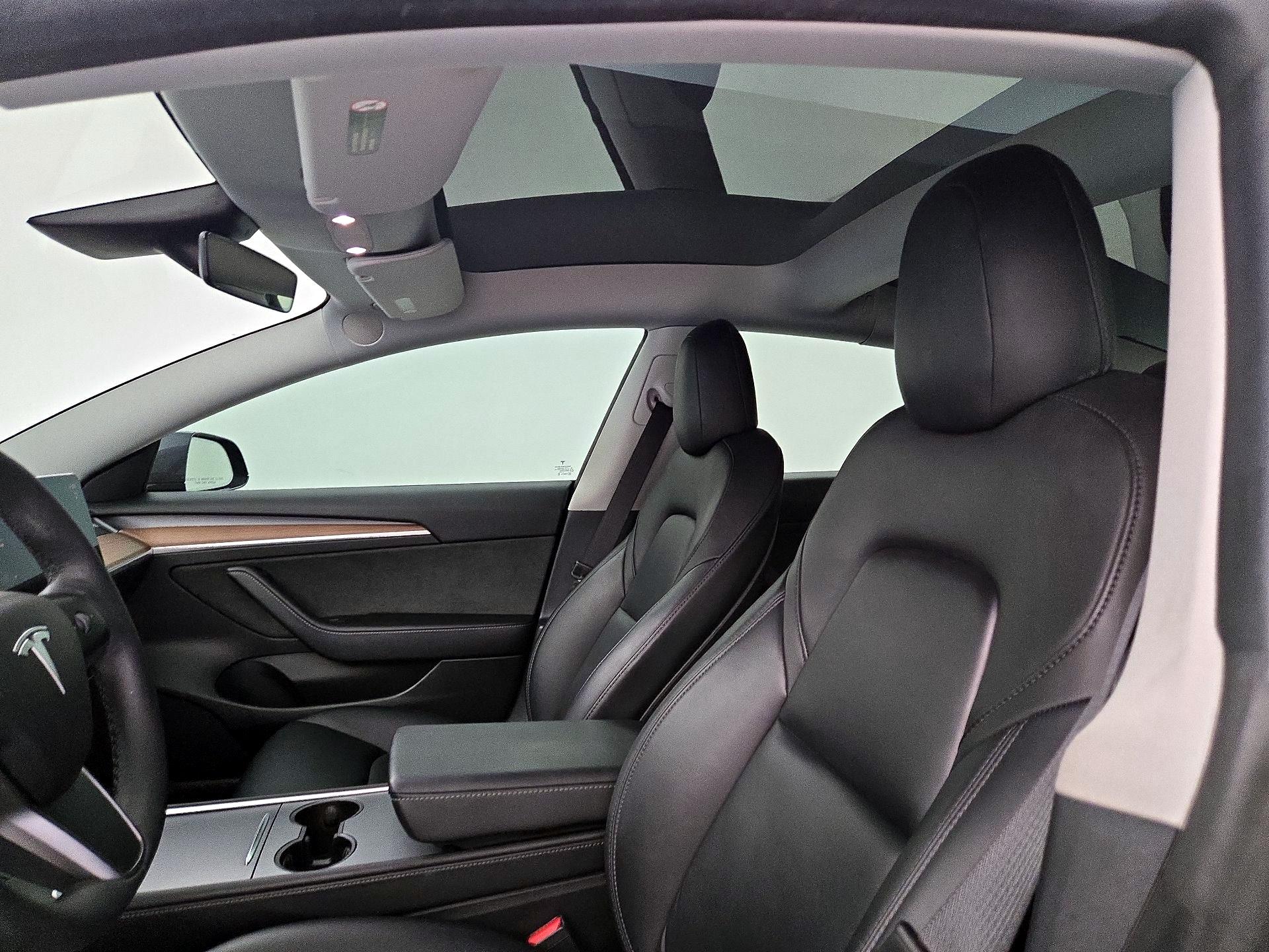 Thumbnail: 2021 Tesla Model 3 - 18
