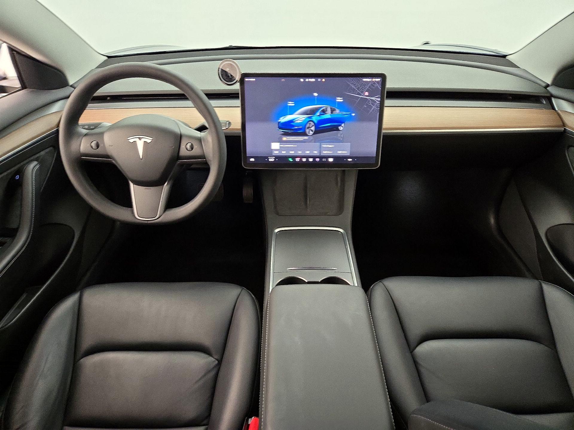 Thumbnail: 2022 Tesla Model 3 - 9