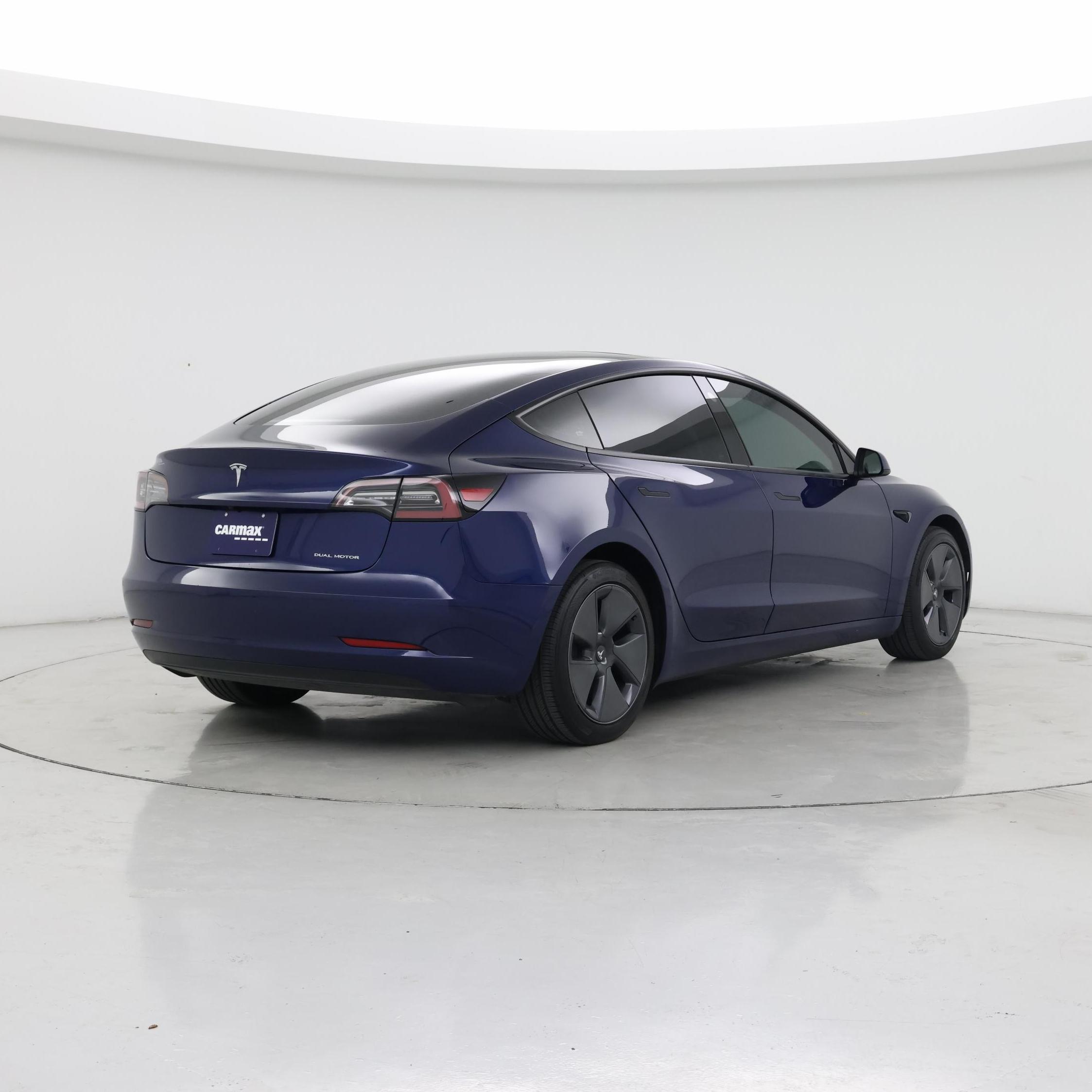 Thumbnail: 2022 Tesla Model 3 - 8