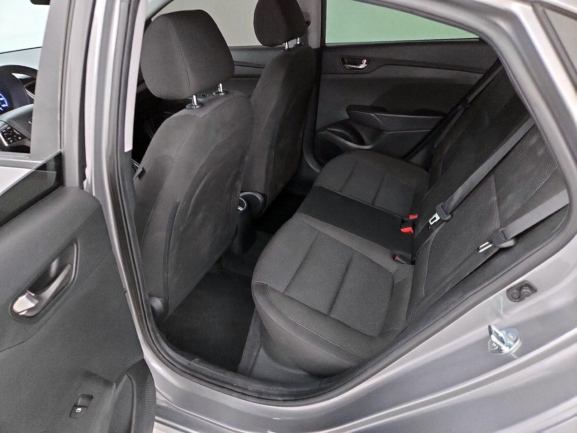 Thumbnail: 2022 Hyundai Accent - 19