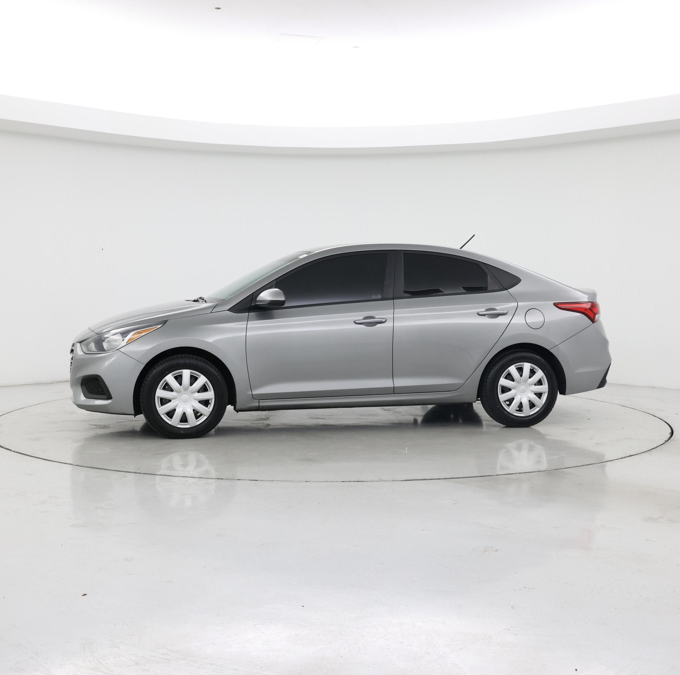 Thumbnail: 2022 Hyundai Accent - 3