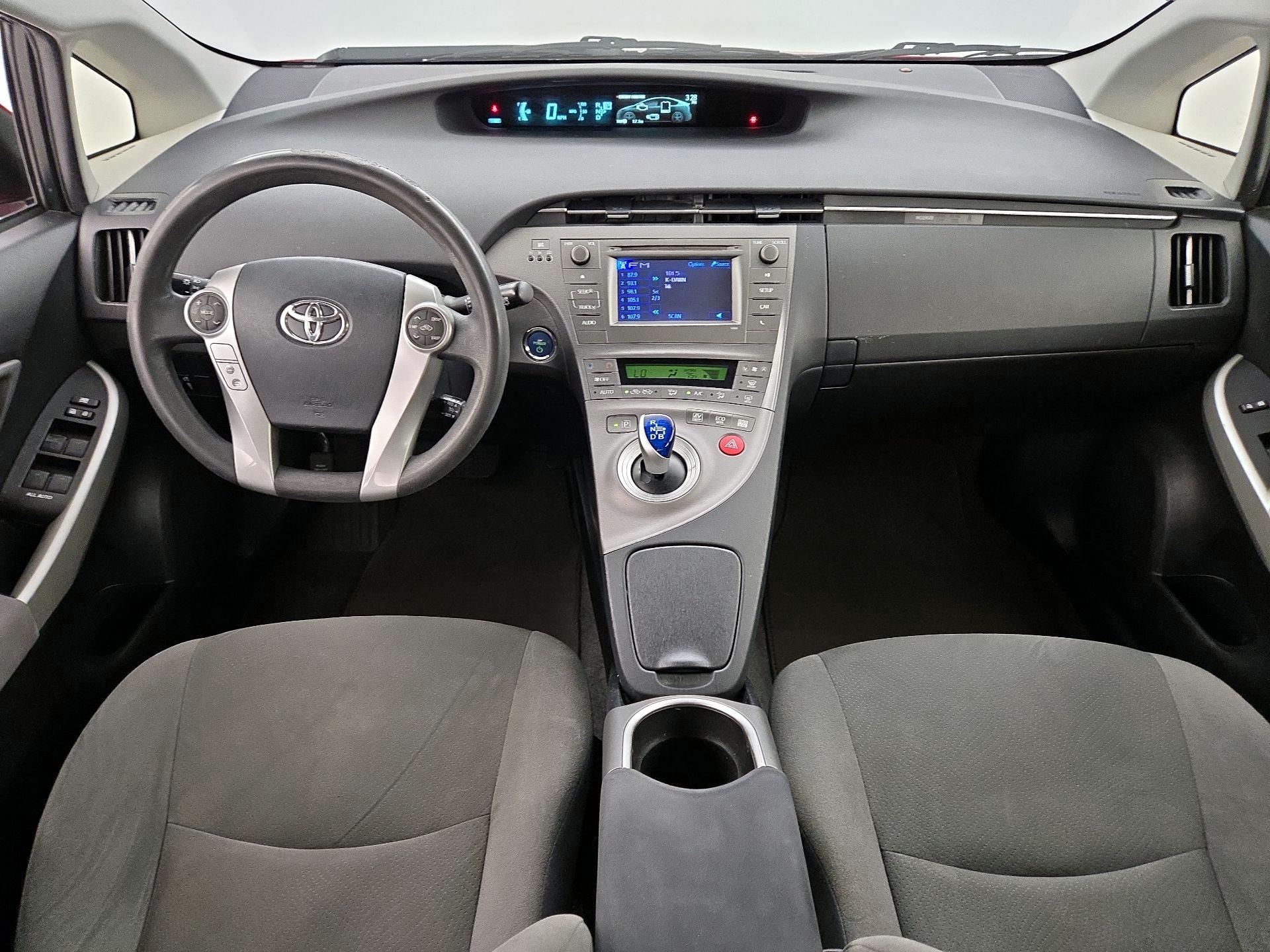 Thumbnail: 2014 Toyota Prius - 9