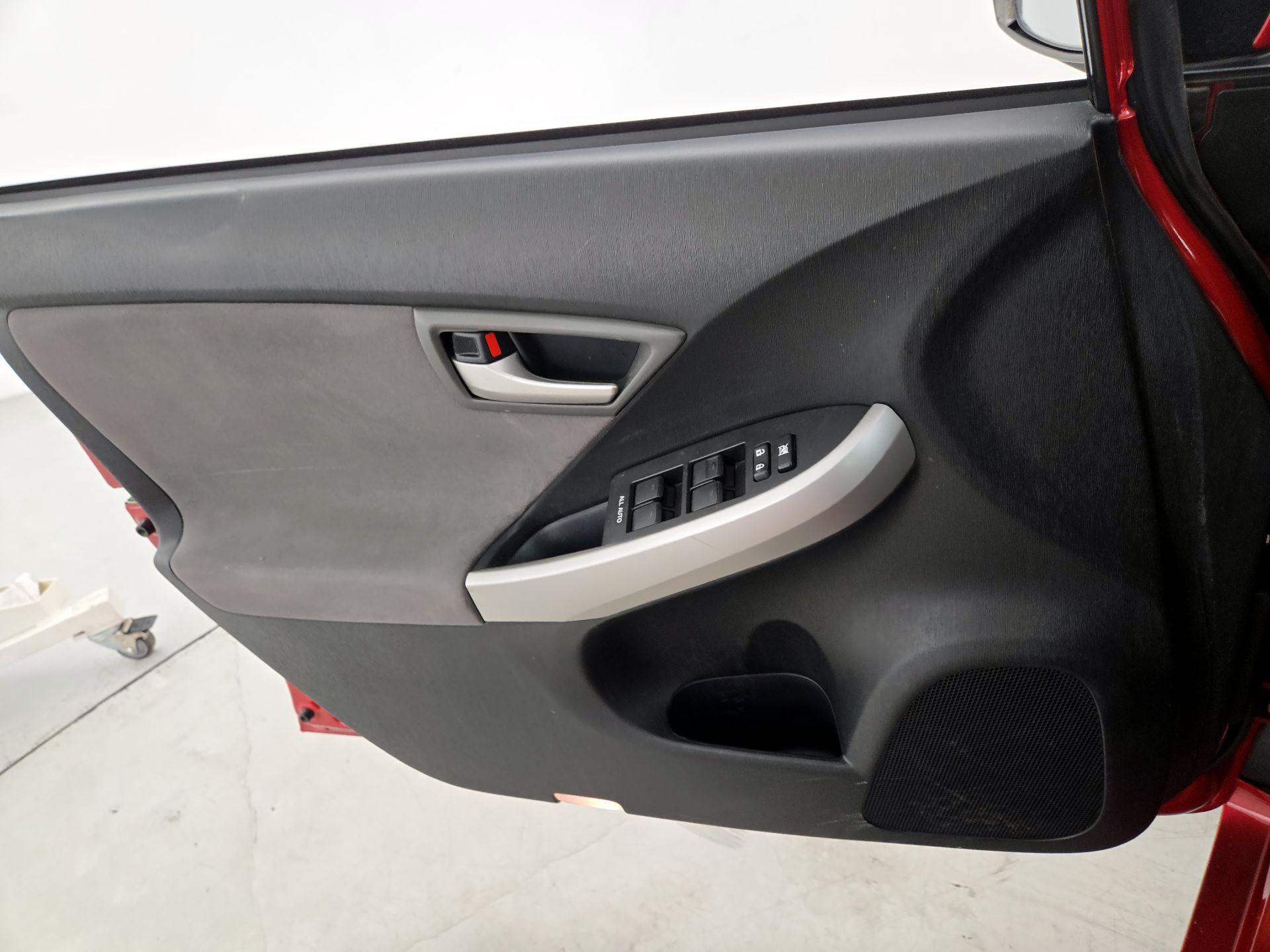 Thumbnail: 2014 Toyota Prius - 12