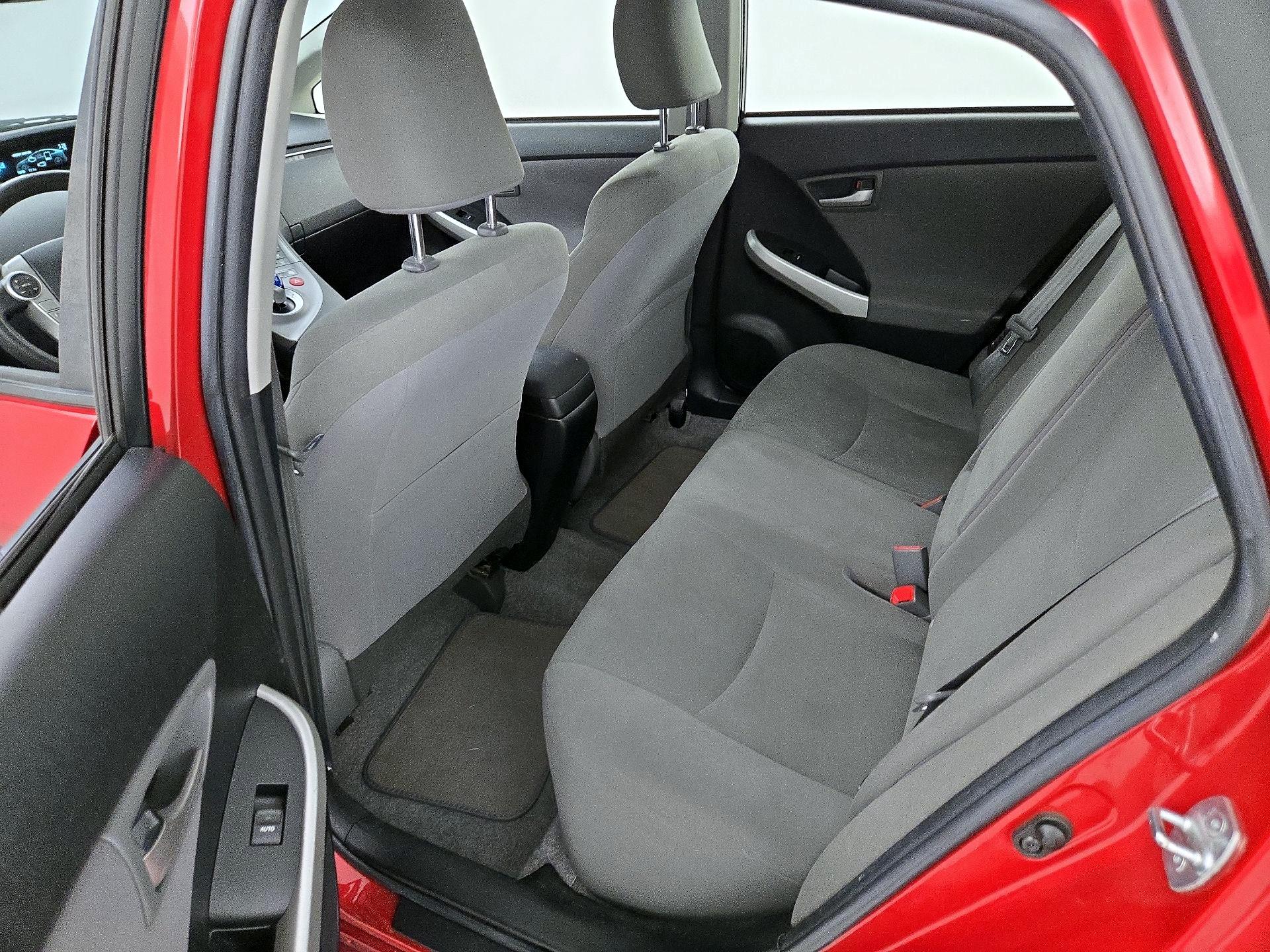 Thumbnail: 2014 Toyota Prius - 18