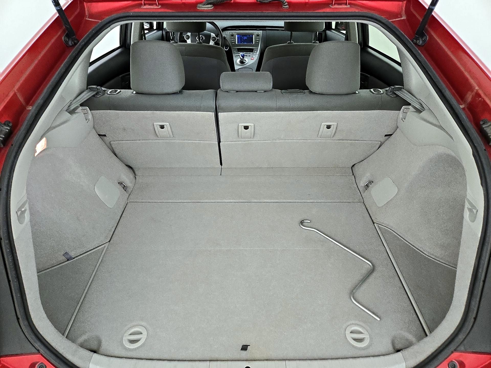 Thumbnail: 2014 Toyota Prius - 19