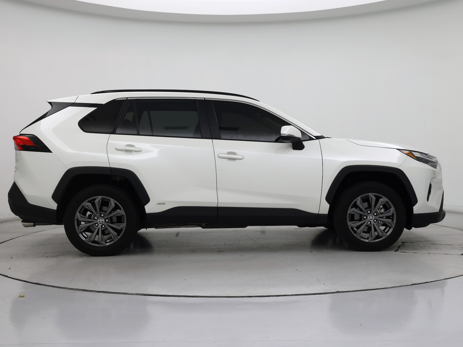 2022 Toyota RAV4 XLE Premium - Photo 8