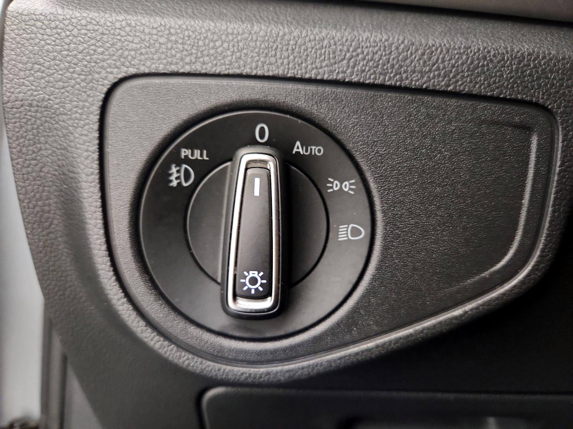 Thumbnail: 2019 Volkswagen Atlas - 13