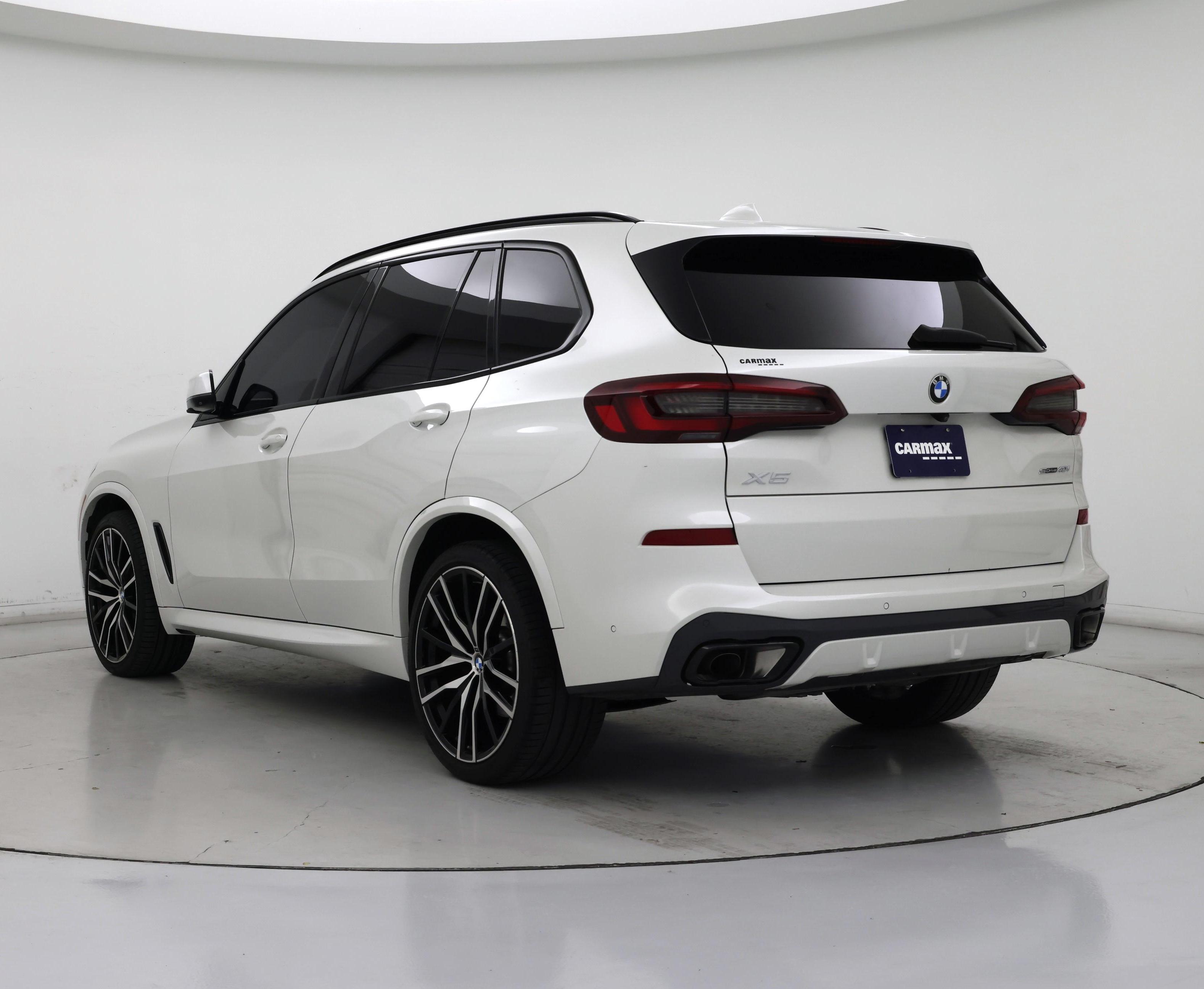 Thumbnail: 2022 BMW X5 - 2