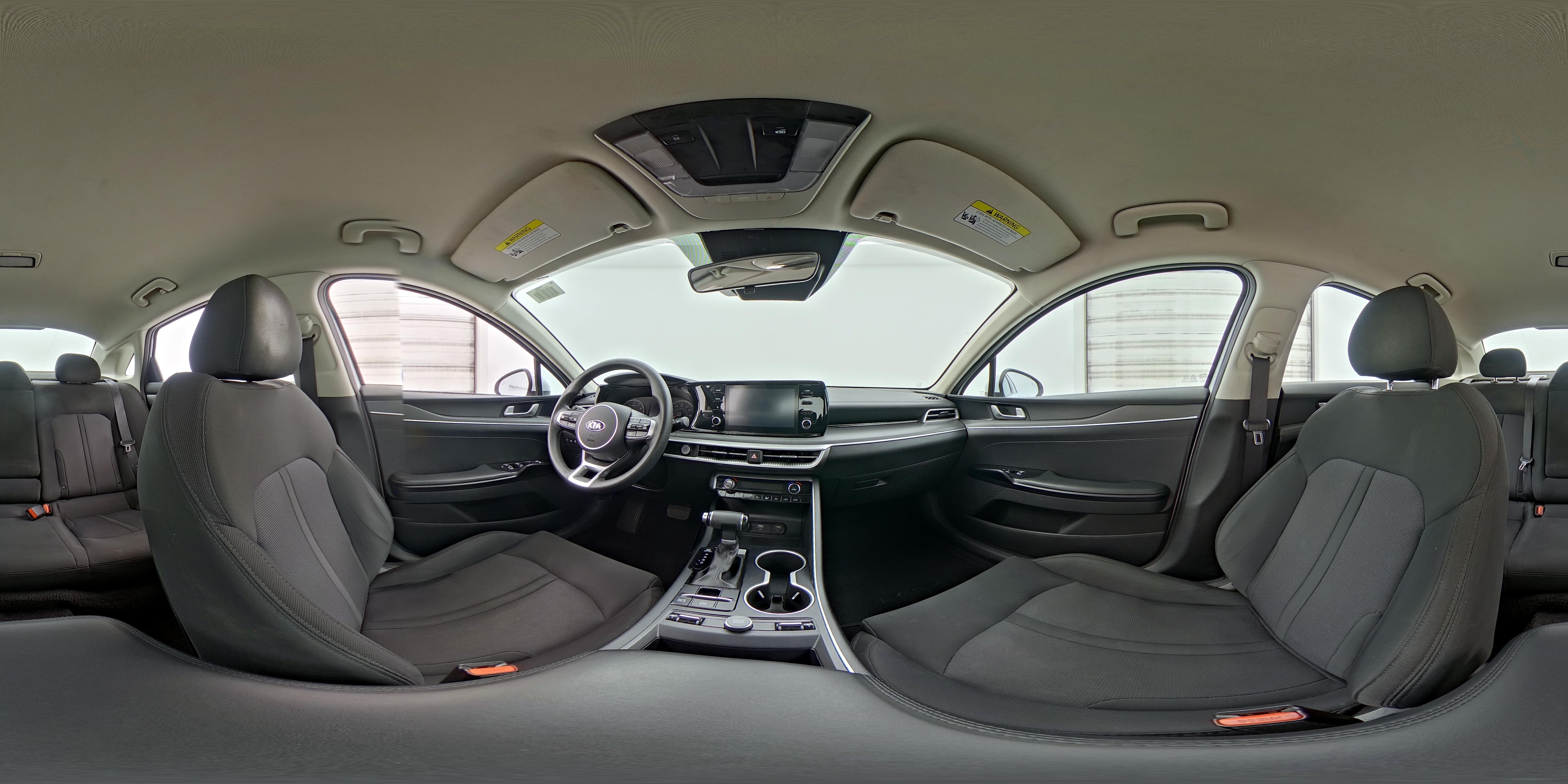 2021 Kia K5 LXS - Photo 24