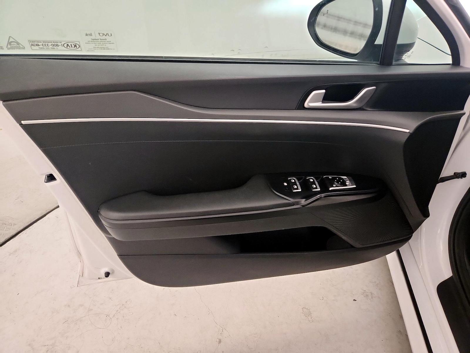 2021 Kia K5 LXS - Photo 13