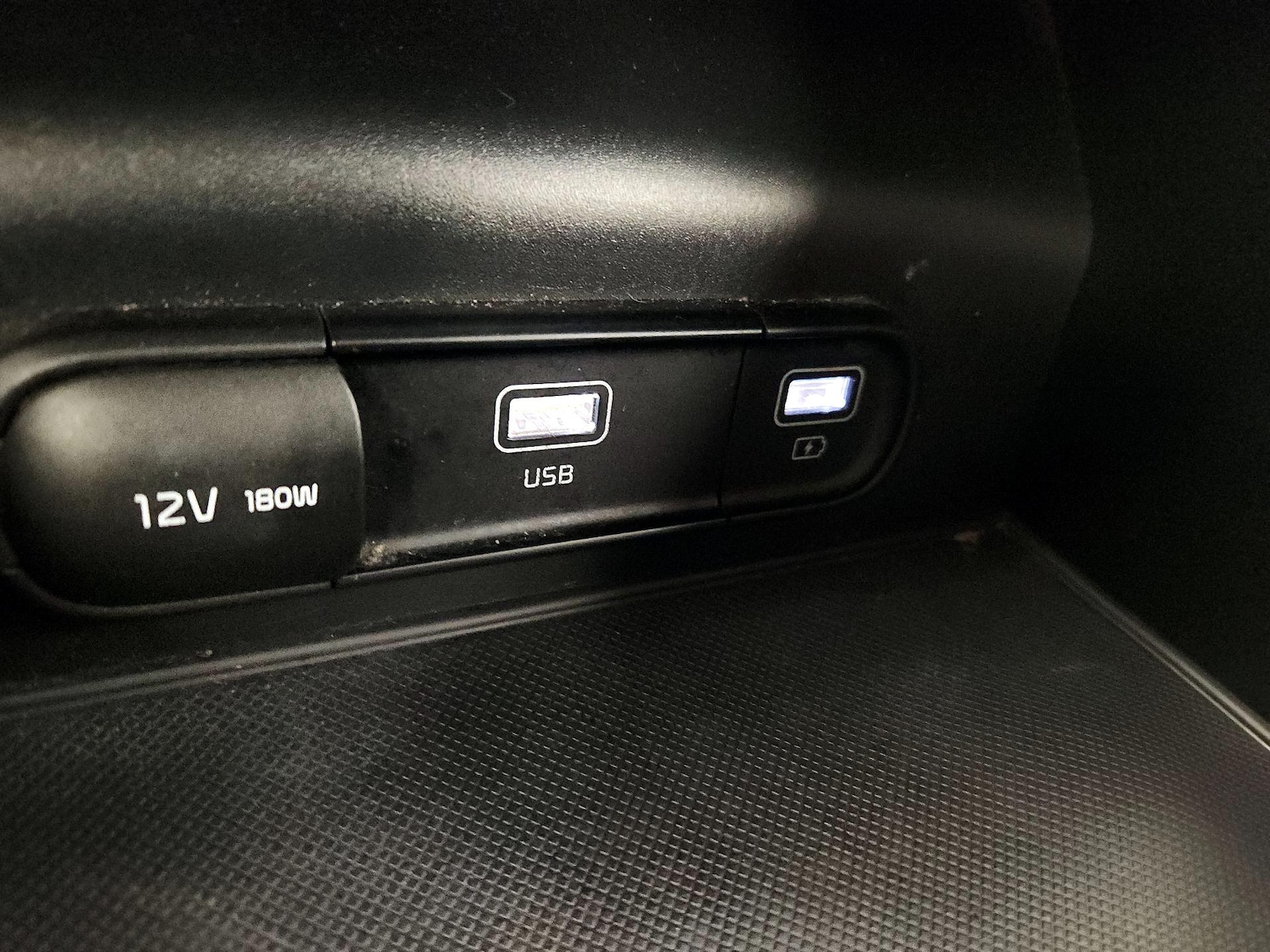 2021 Kia K5 LXS - Photo 19