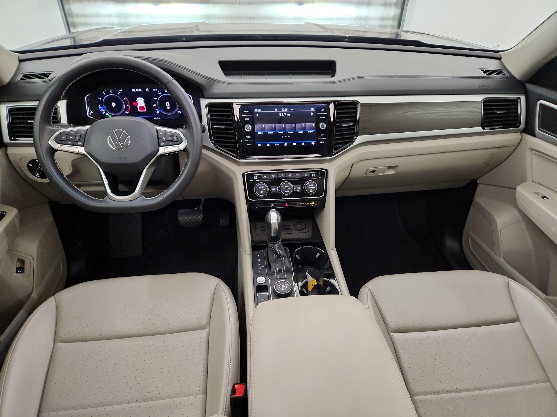 Thumbnail: 2022 Volkswagen Atlas - 9