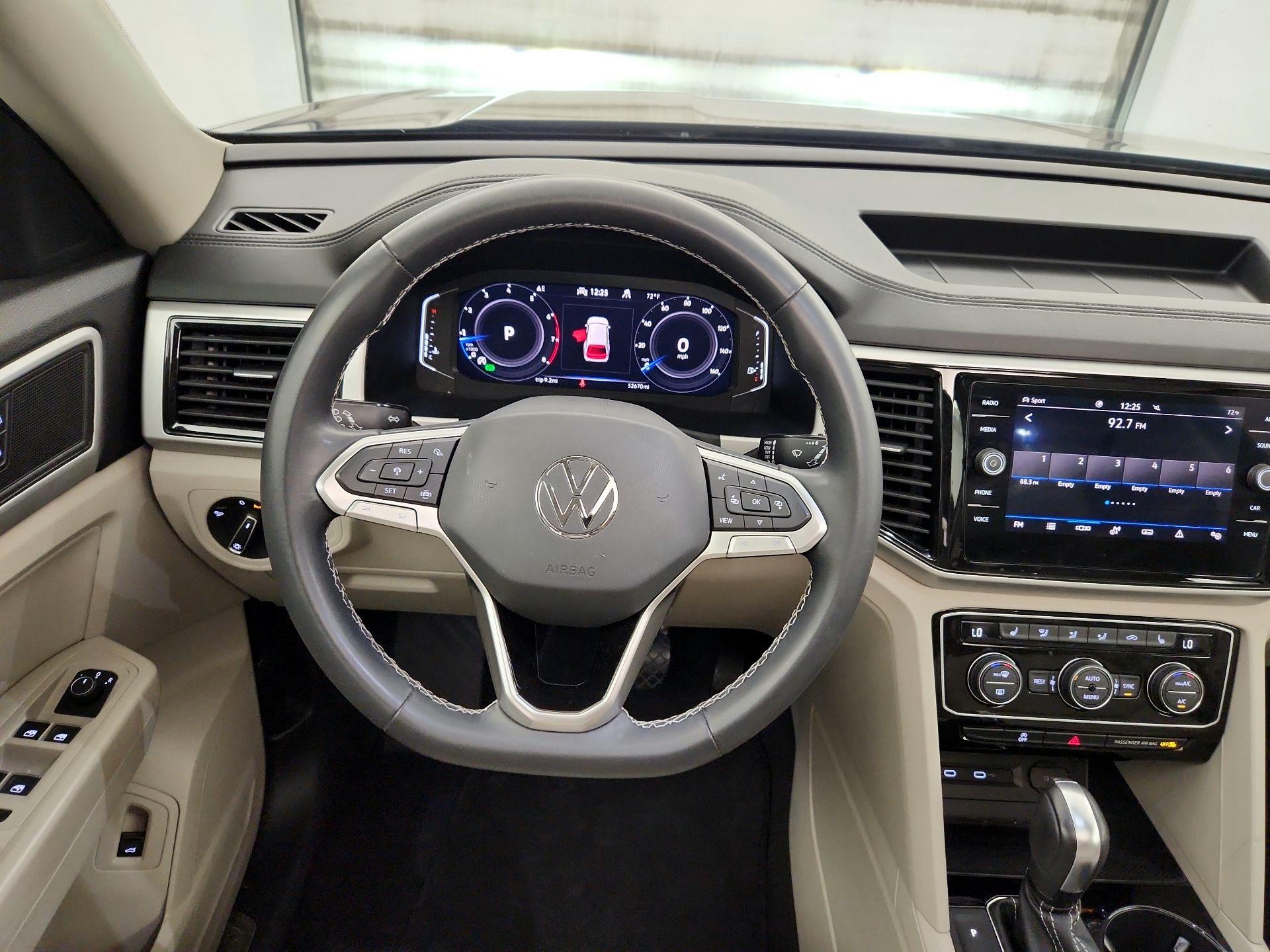 Thumbnail: 2022 Volkswagen Atlas - 10