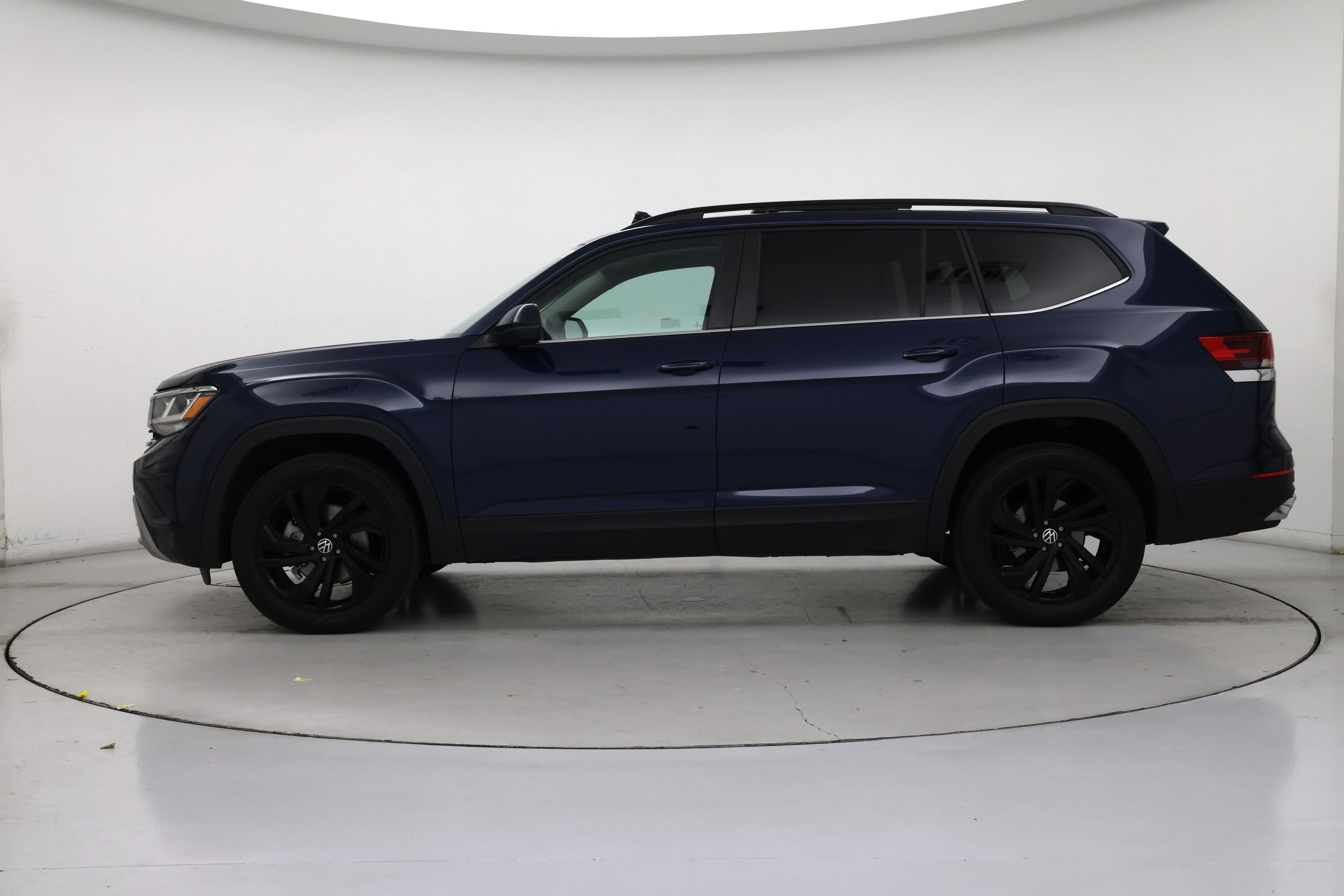 Thumbnail: 2022 Volkswagen Atlas - 3