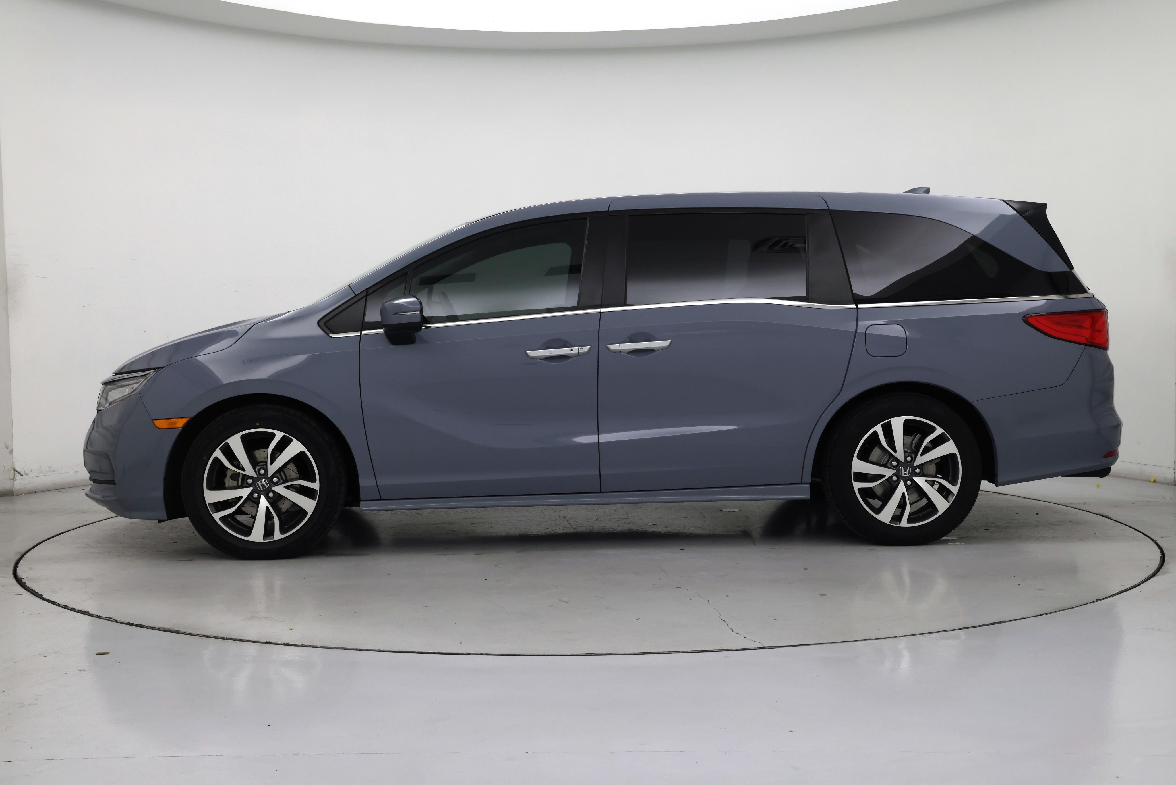 Thumbnail: 2023 Honda Odyssey - 3