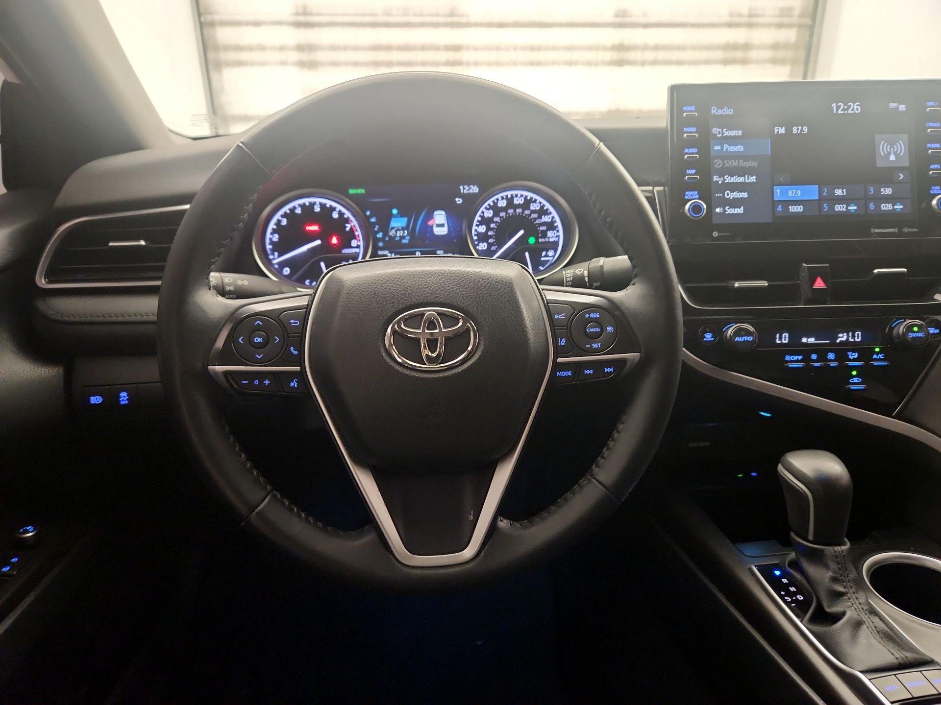 Thumbnail: 2023 Toyota Camry - 10