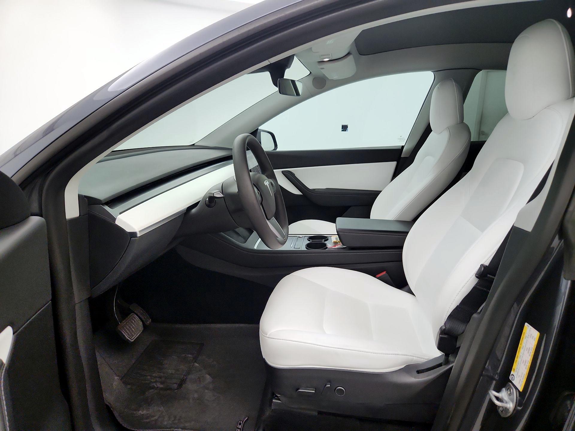 Thumbnail: 2022 Tesla Model Y - 11