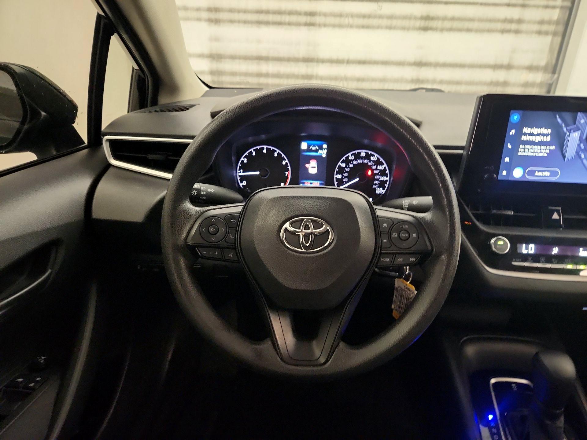 Thumbnail: 2023 Toyota Corolla - 10