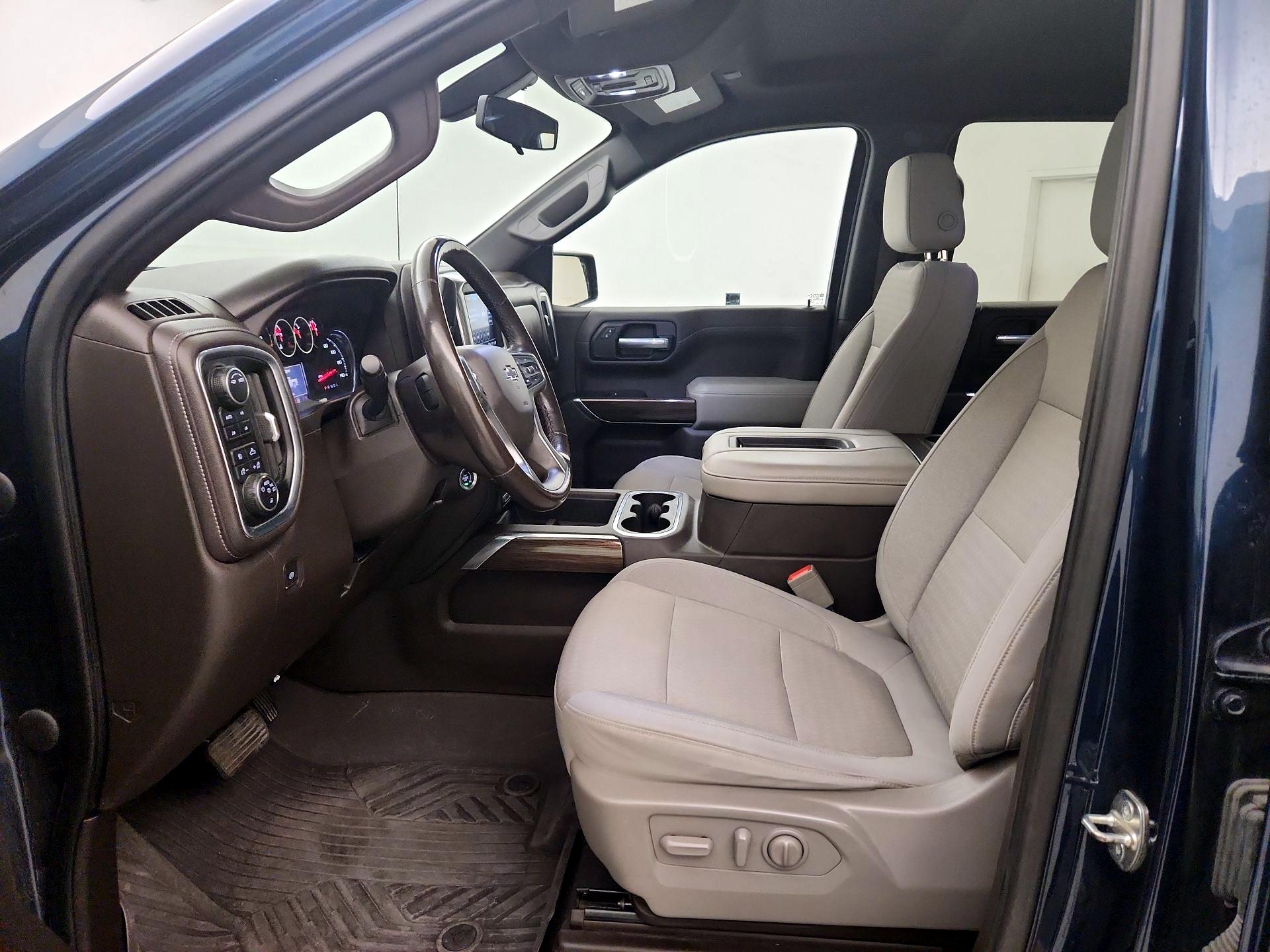 Thumbnail: 2021 Chevrolet Silverado 1500 - 11
