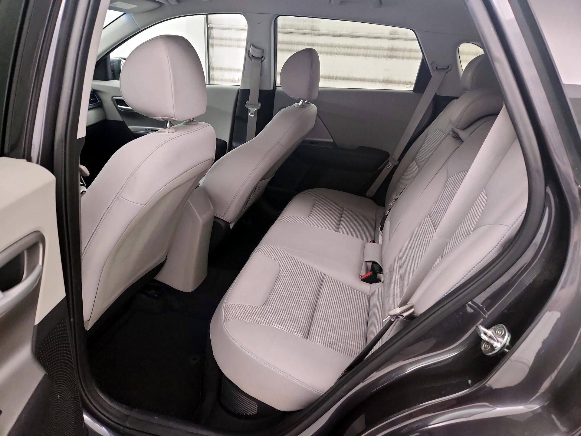Thumbnail: 2019 Kia Niro - 19