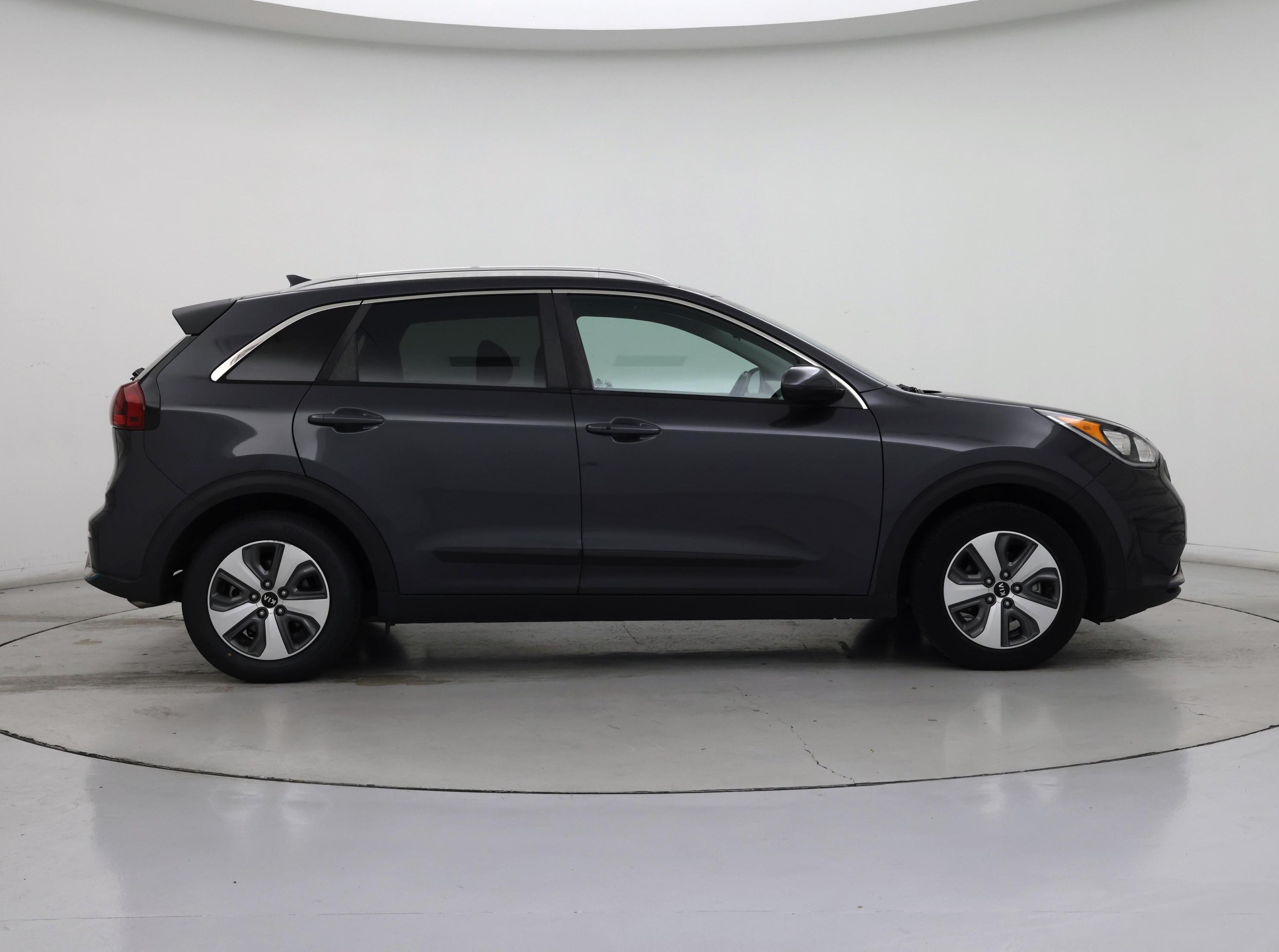 Thumbnail: 2019 Kia Niro - 7