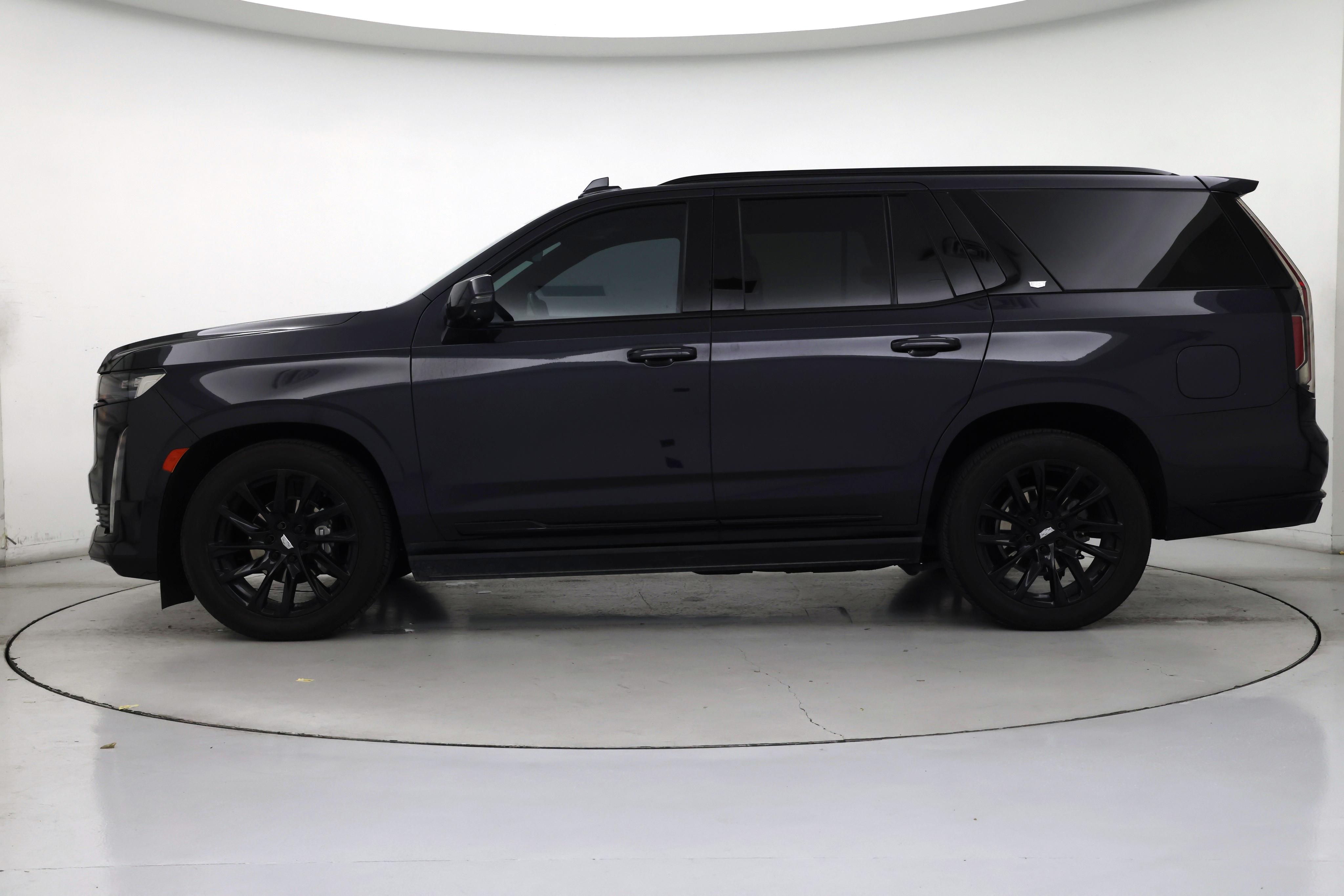Thumbnail: 2023 Cadillac Escalade - 3
