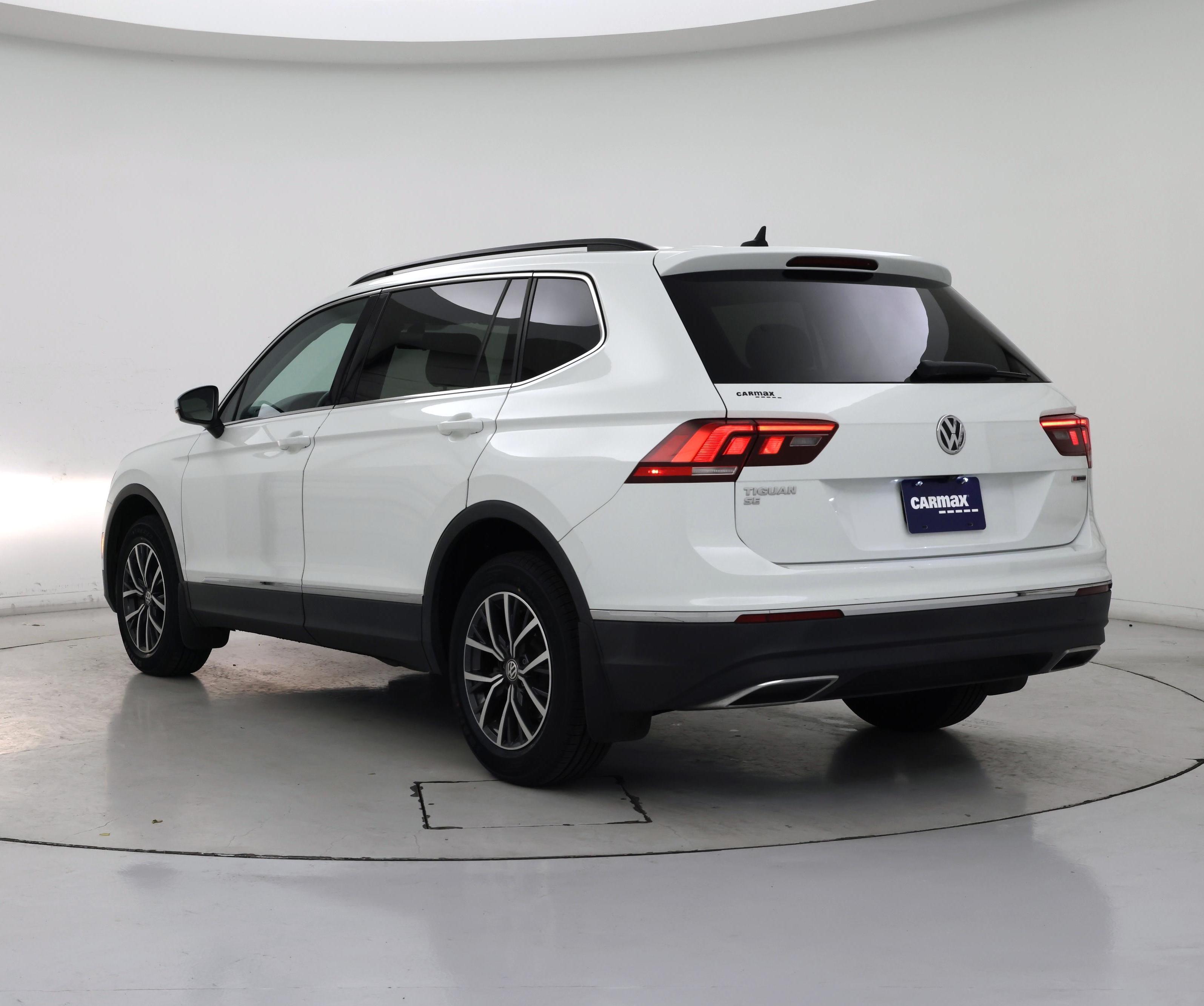 Thumbnail: 2020 Volkswagen Tiguan - 2