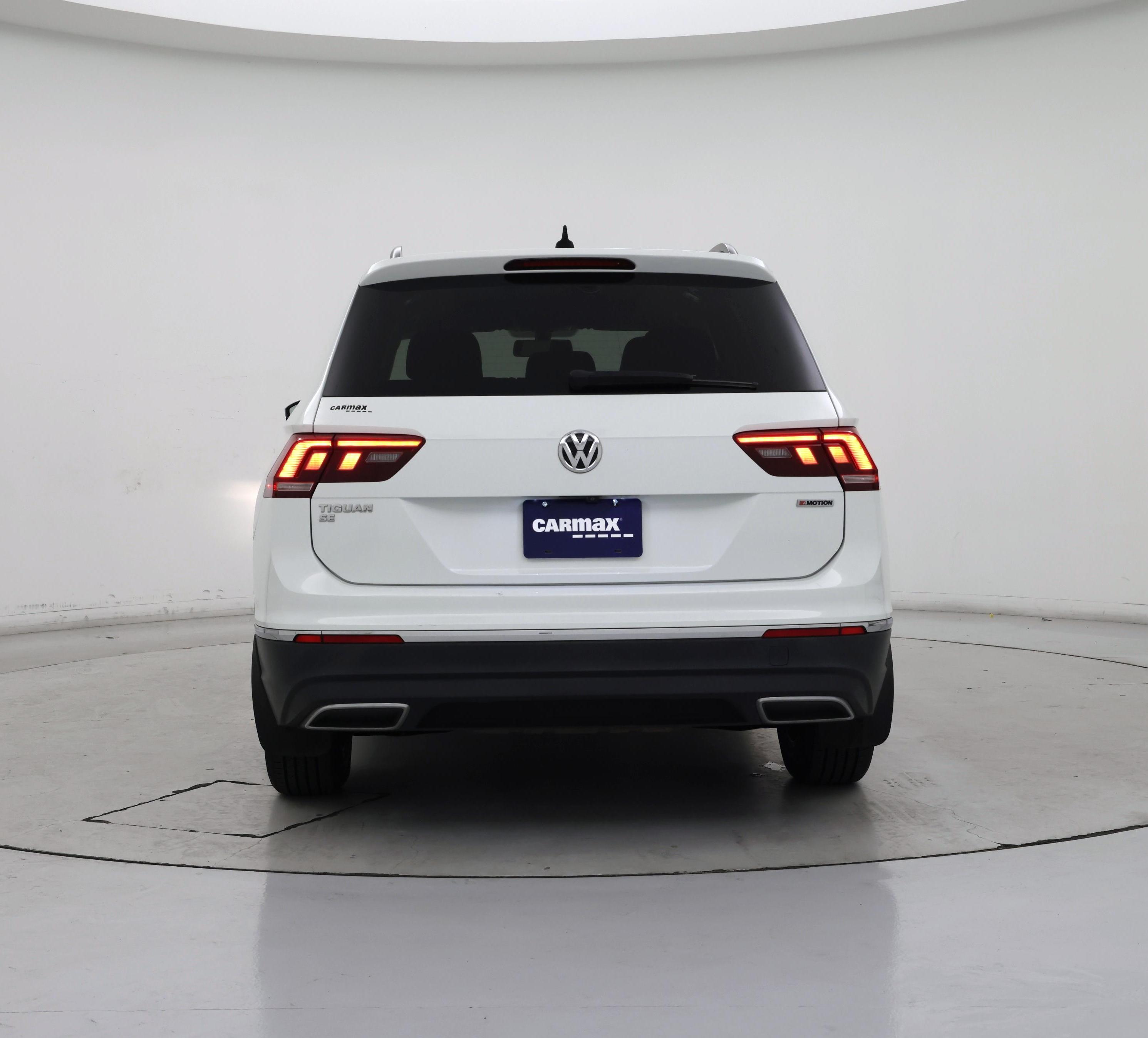 Thumbnail: 2020 Volkswagen Tiguan - 6