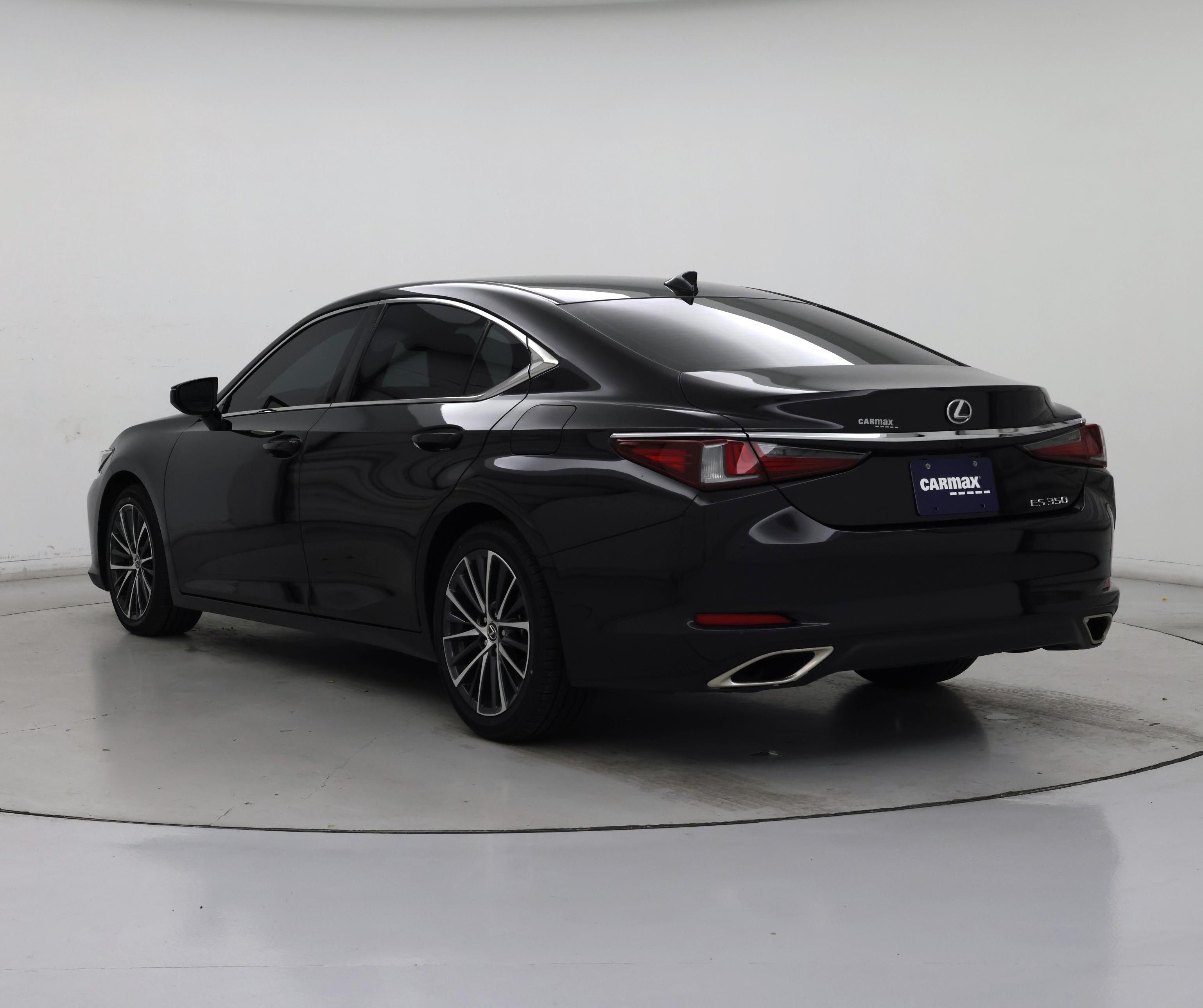 Thumbnail: 2023 Lexus ES - 2