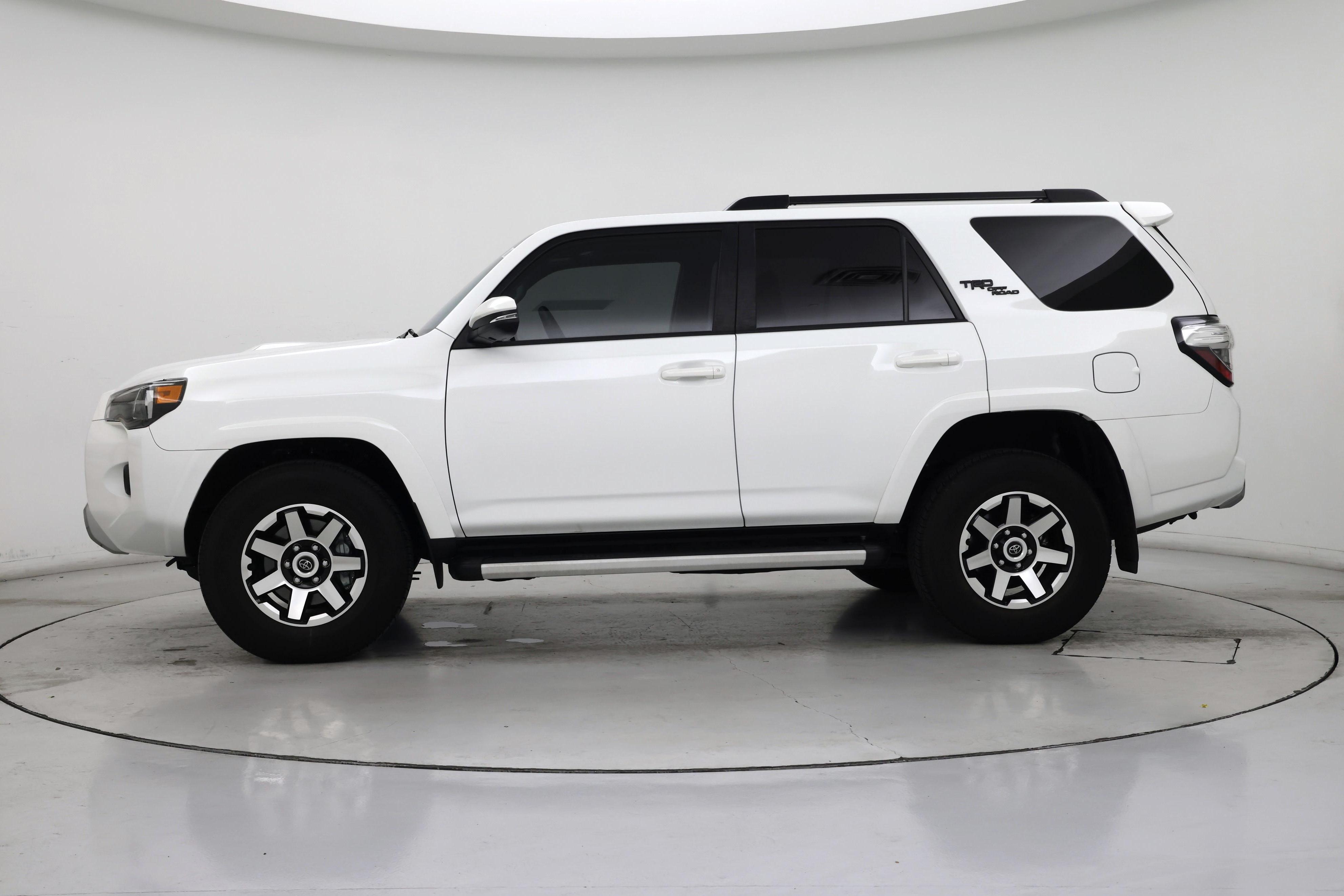 Thumbnail: 2024 Toyota 4Runner - 3