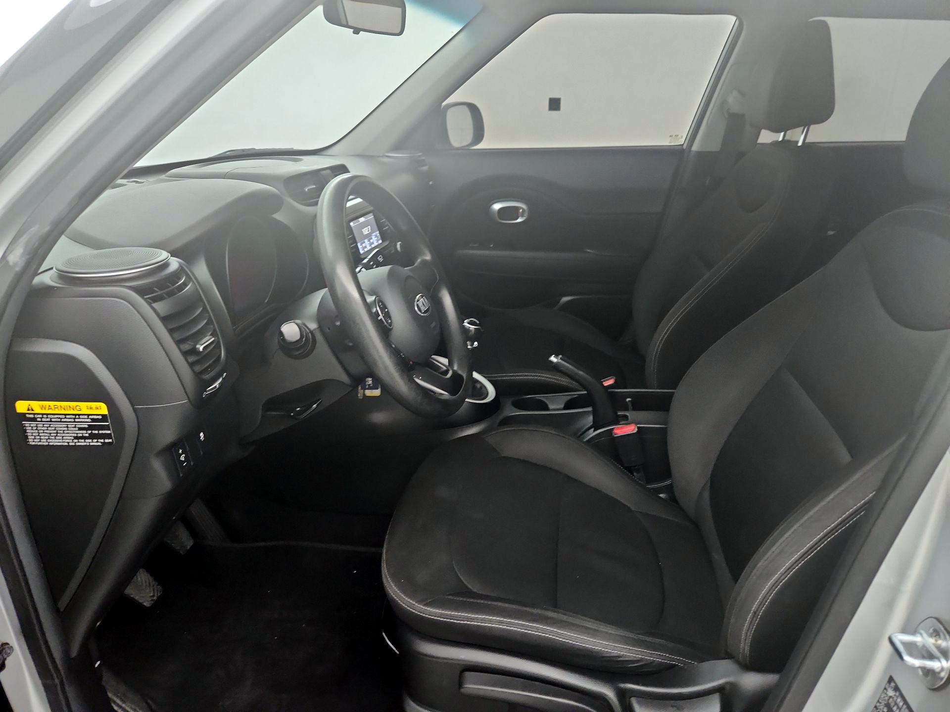 Thumbnail: 2017 Kia Soul - 11