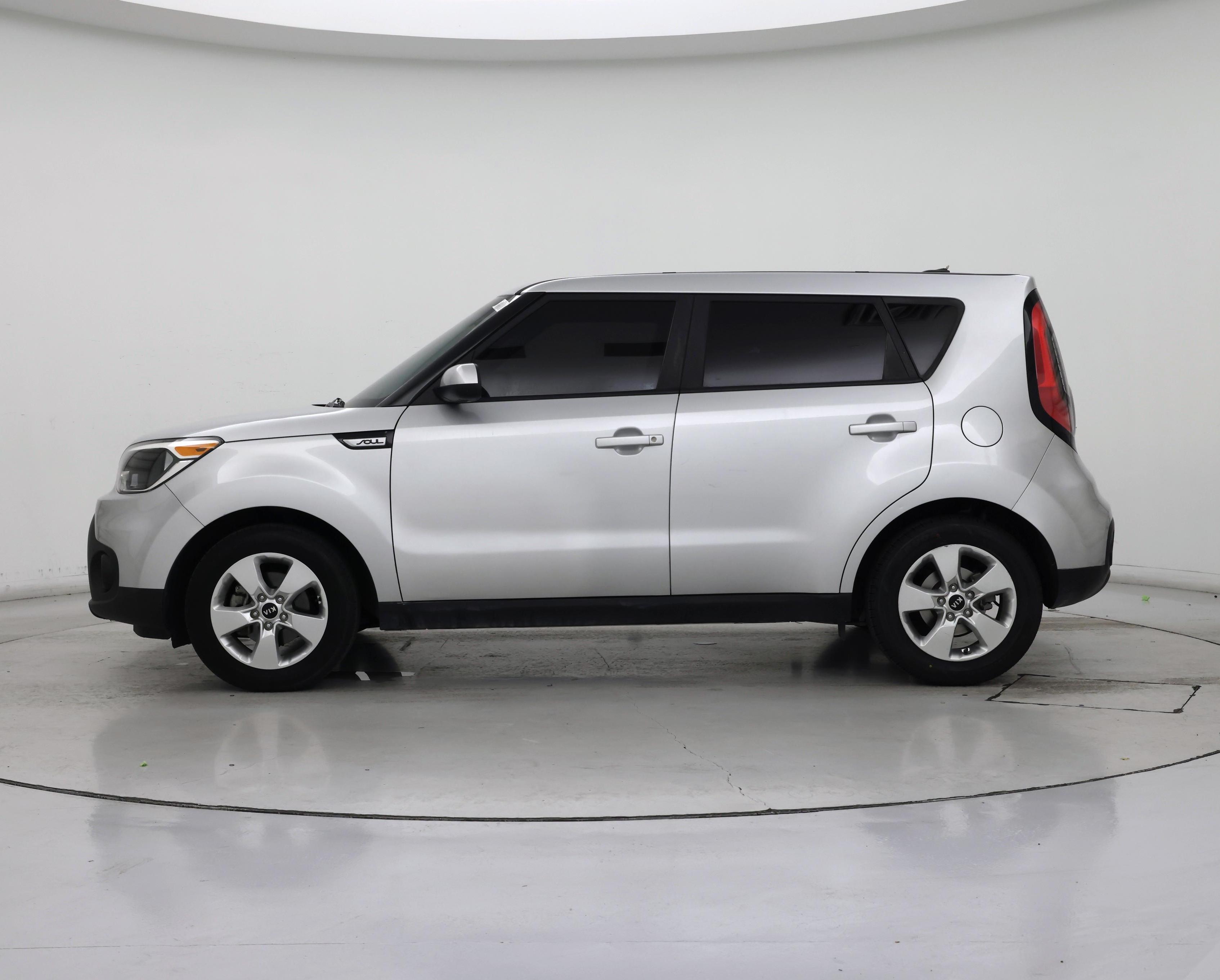 Thumbnail: 2017 Kia Soul - 3