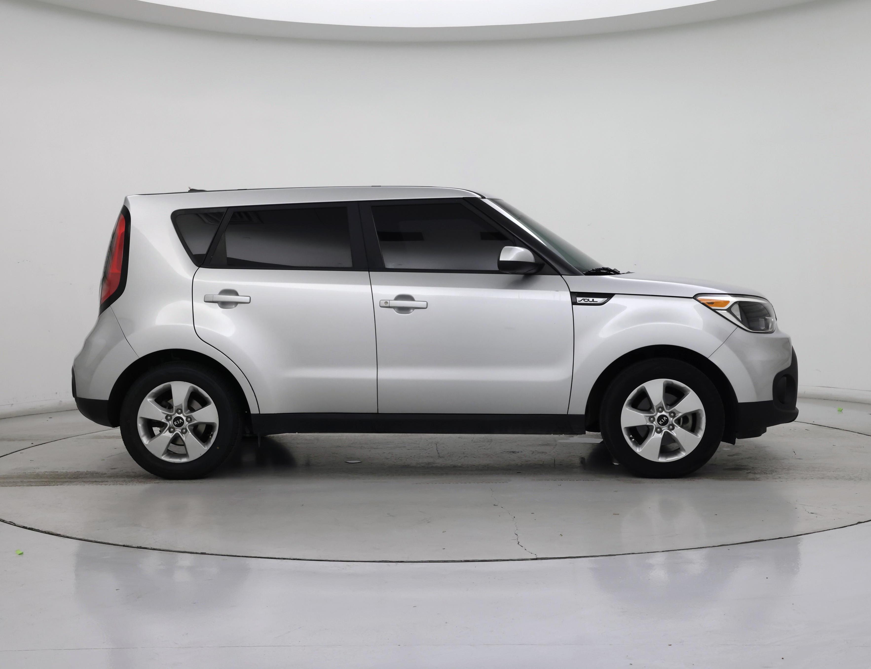Thumbnail: 2017 Kia Soul - 7