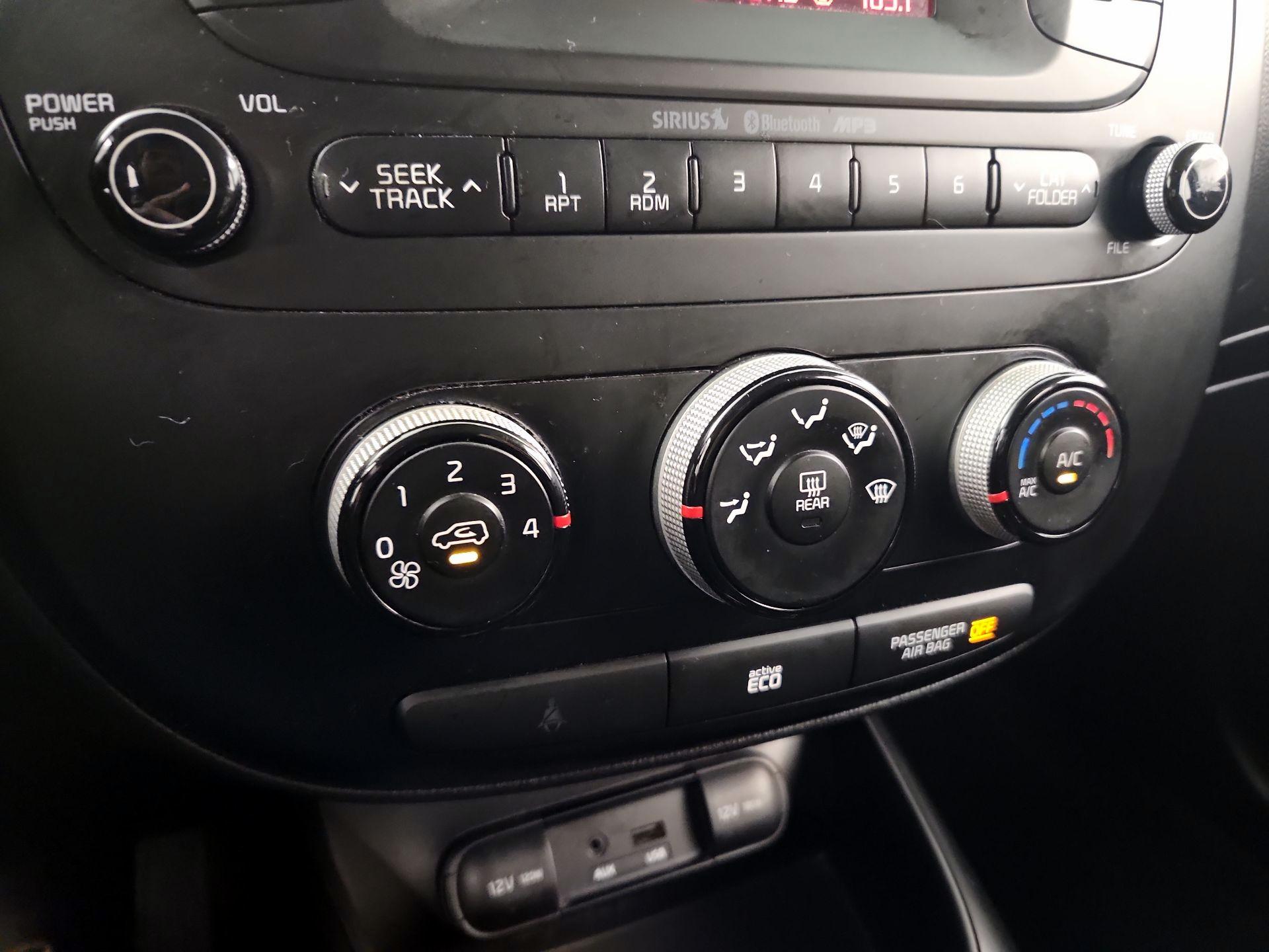 Thumbnail: 2014 Kia Soul - 15