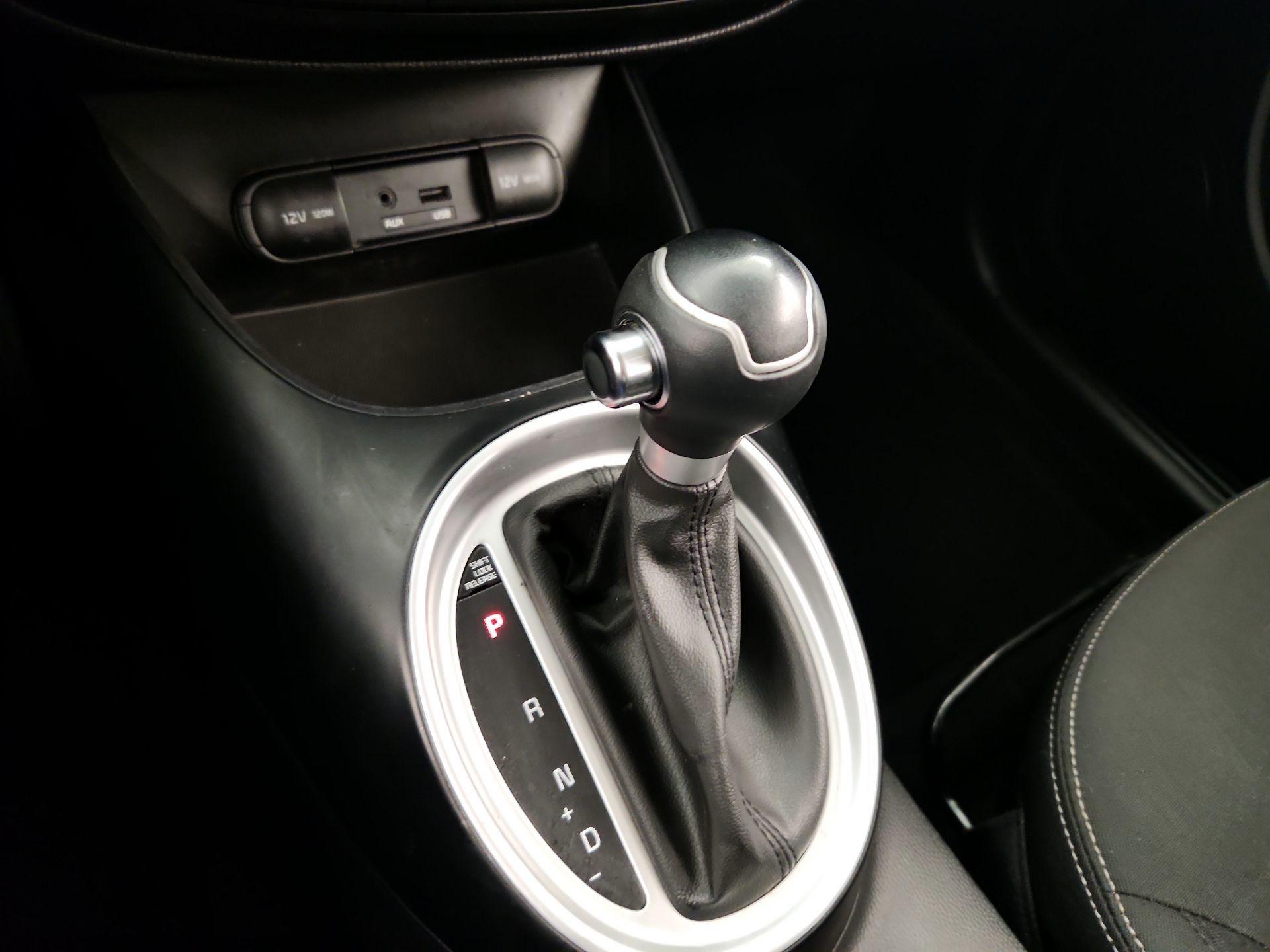 Thumbnail: 2014 Kia Soul - 16