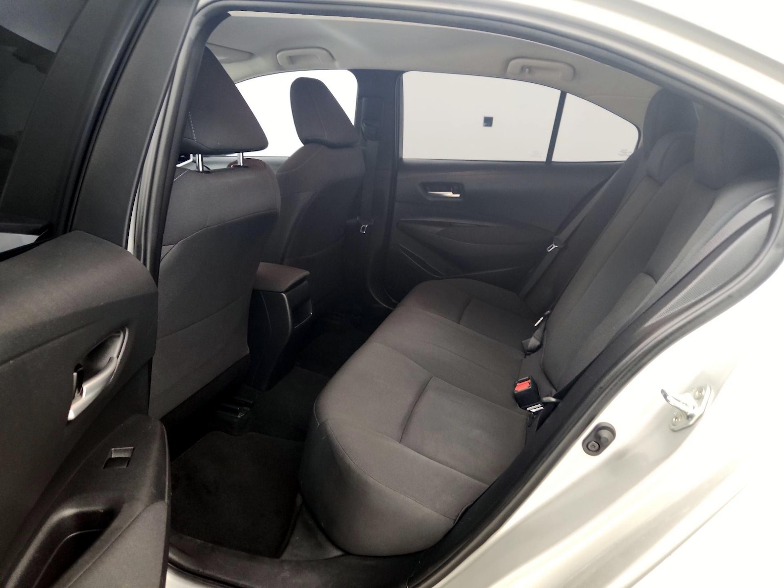 2020 Toyota Corolla LE - Photo 20