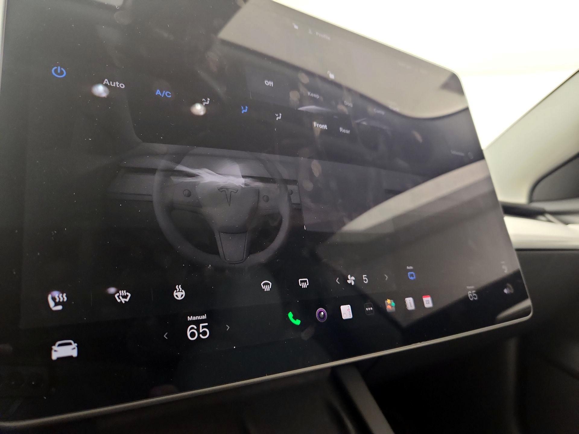 Thumbnail: 2023 Tesla Model 3 - 16